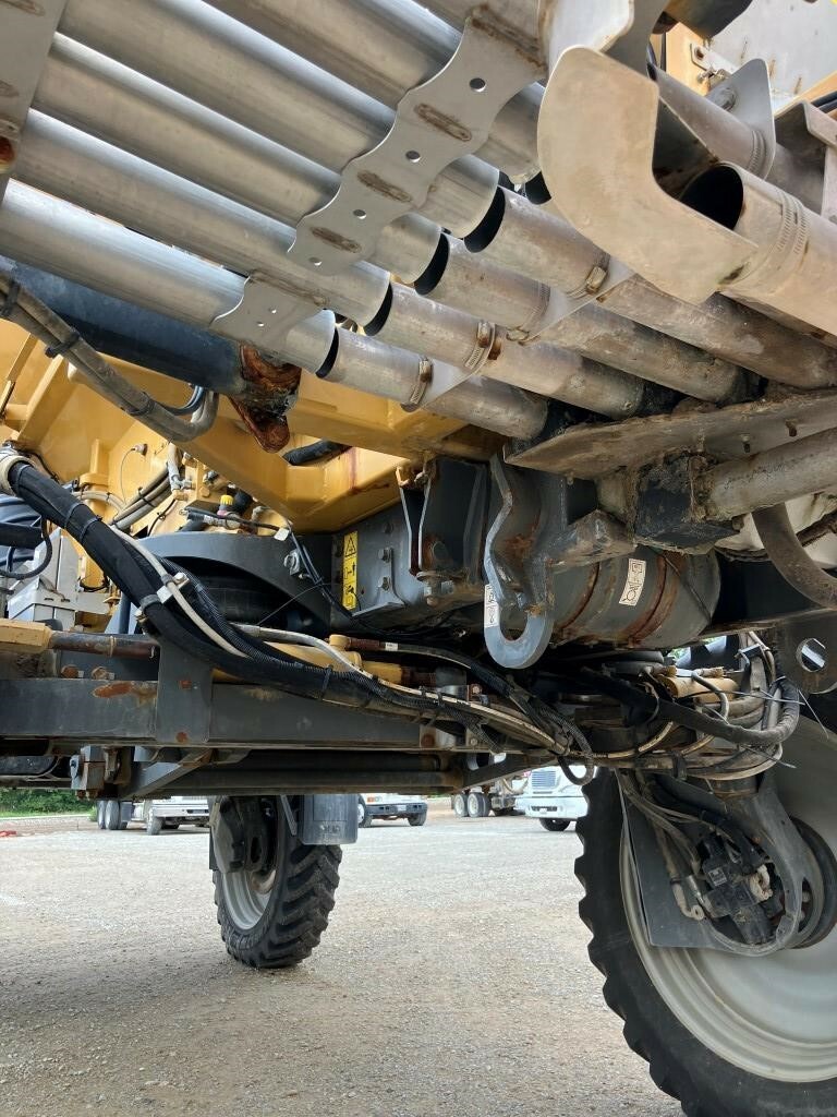 2020 ROGATOR RG1300C Self-Propelled Sprayer