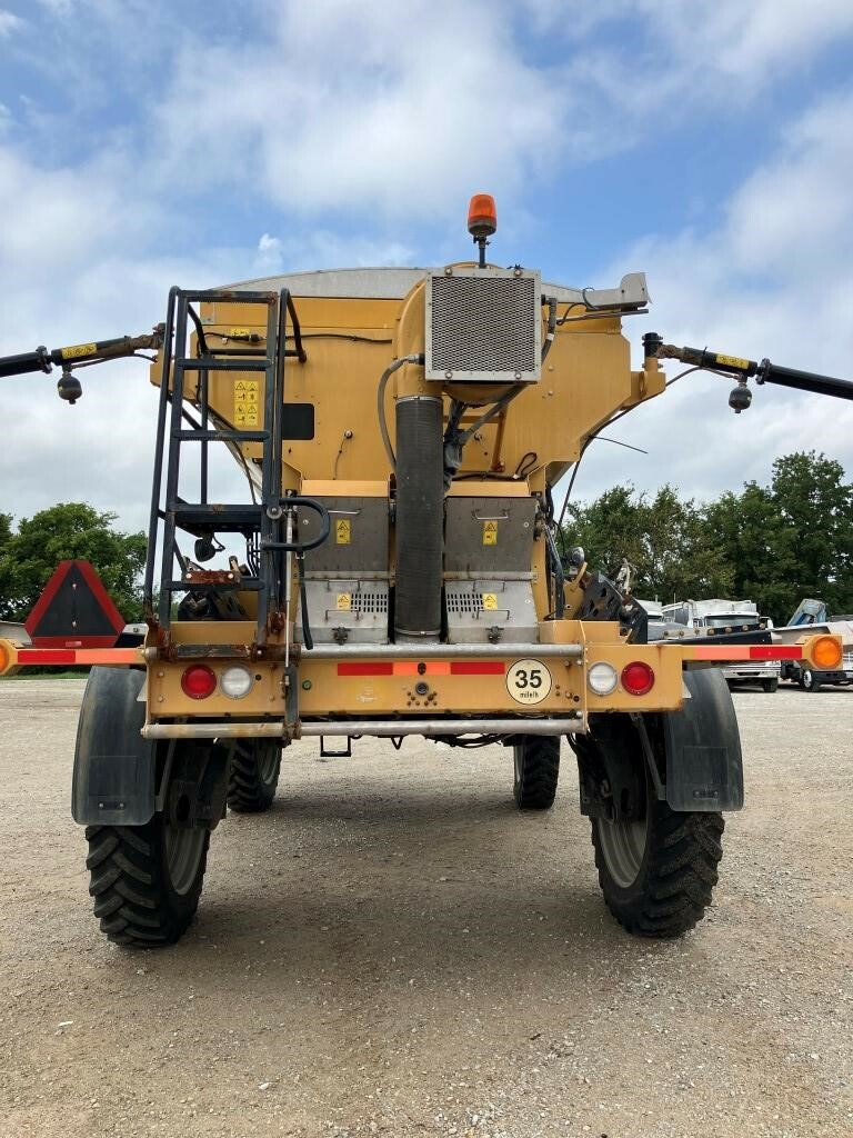 2020 ROGATOR RG1300C Self-Propelled Sprayer