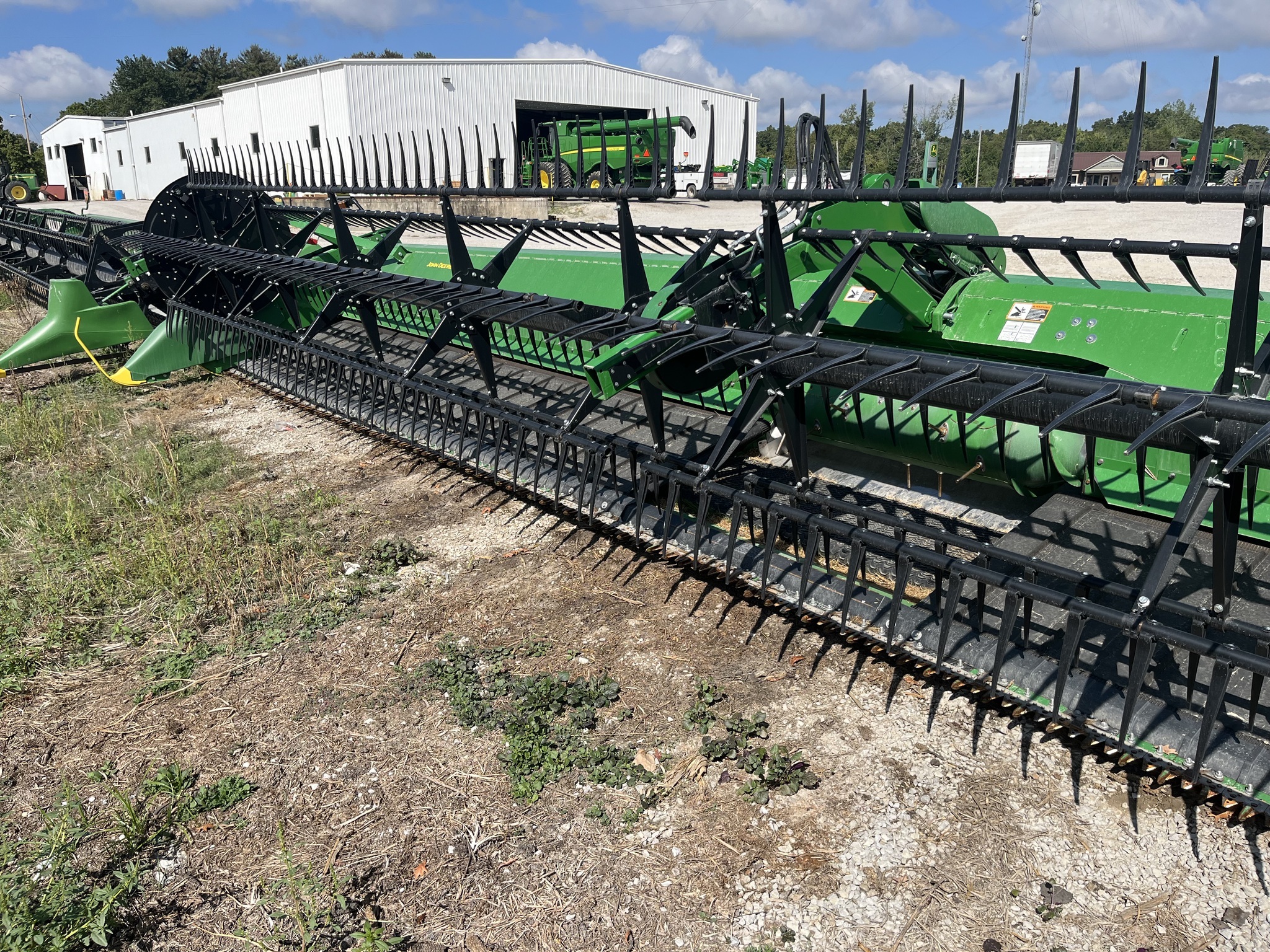 2022 John Deere RD40F Platform