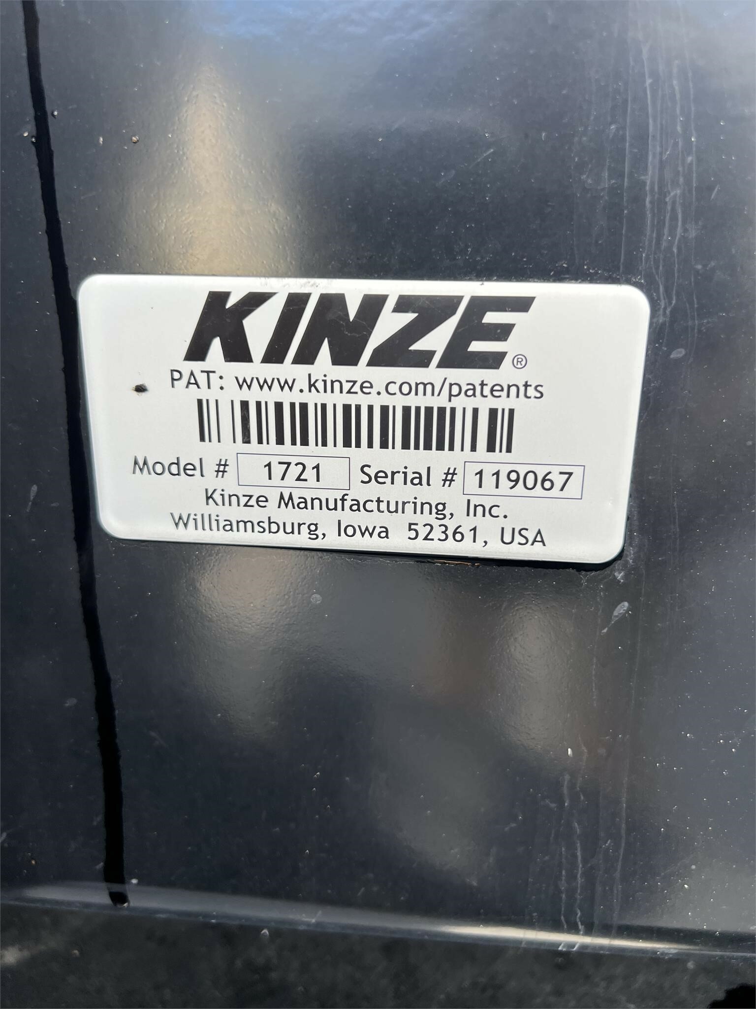 2022 Kinze 1721 Grain Cart