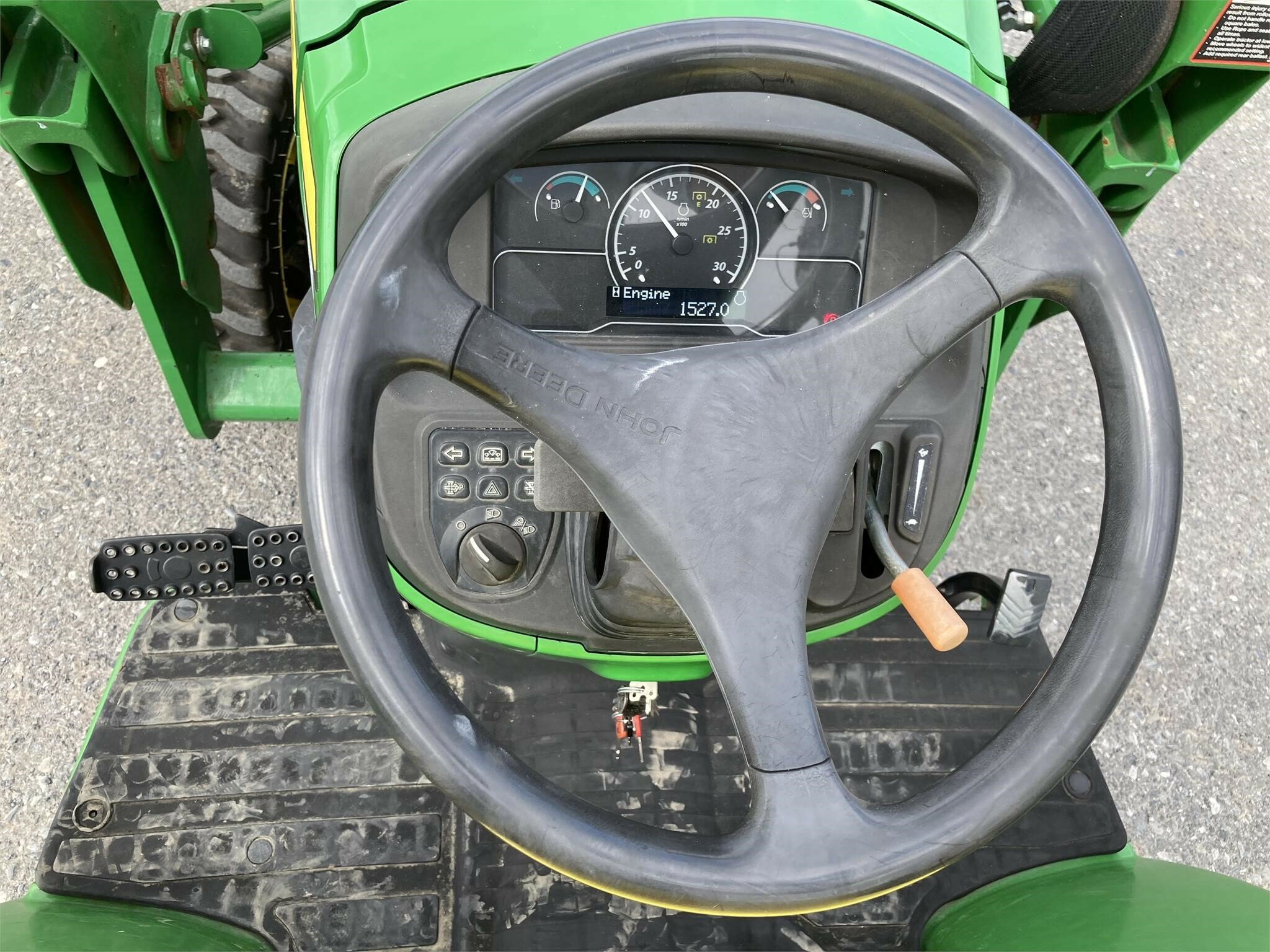 32 Hp Tractor: John Deere 2032R Overview - kuf6z1k