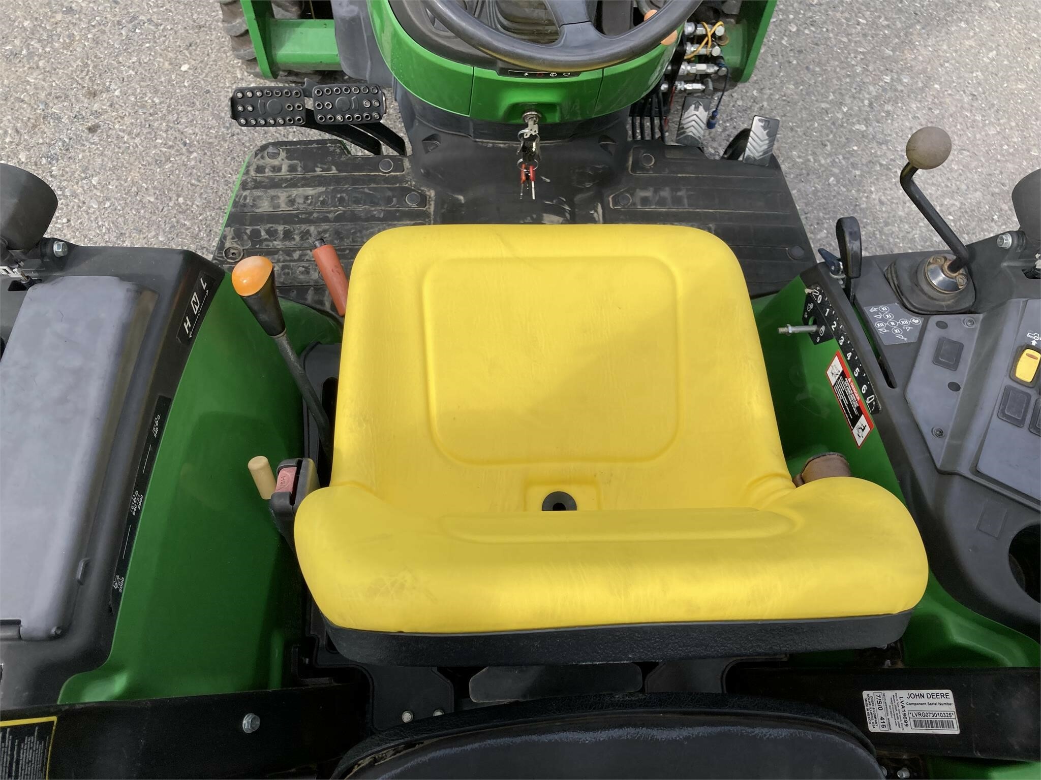 32 Hp Tractor: John Deere 2032R Overview - 4wqqhqf