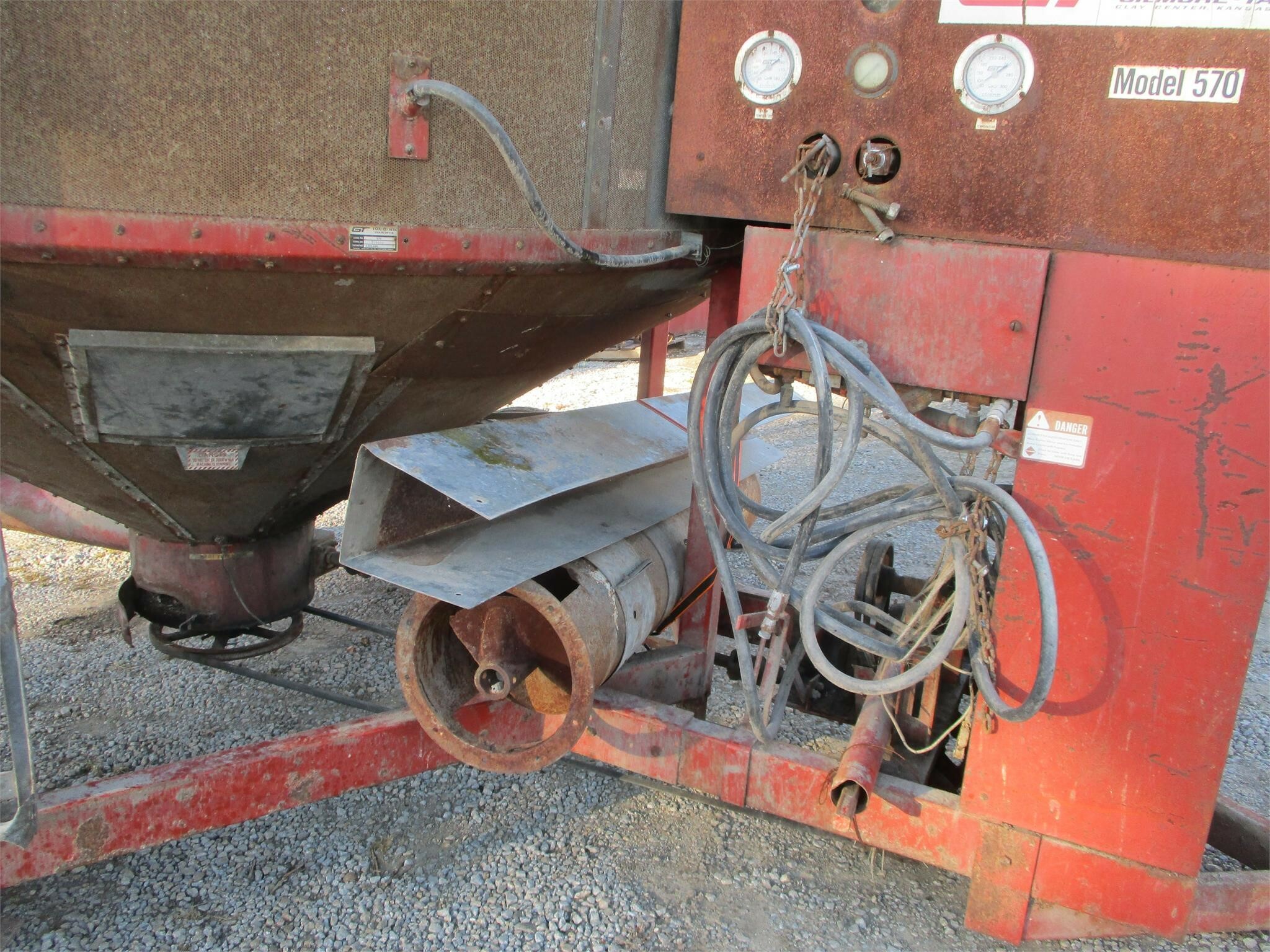  GT 570 Grain Dryer