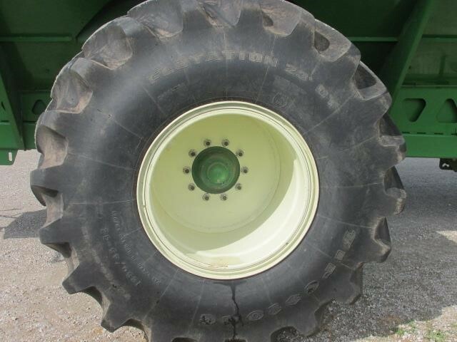 2009 Brent 1194 Grain Cart