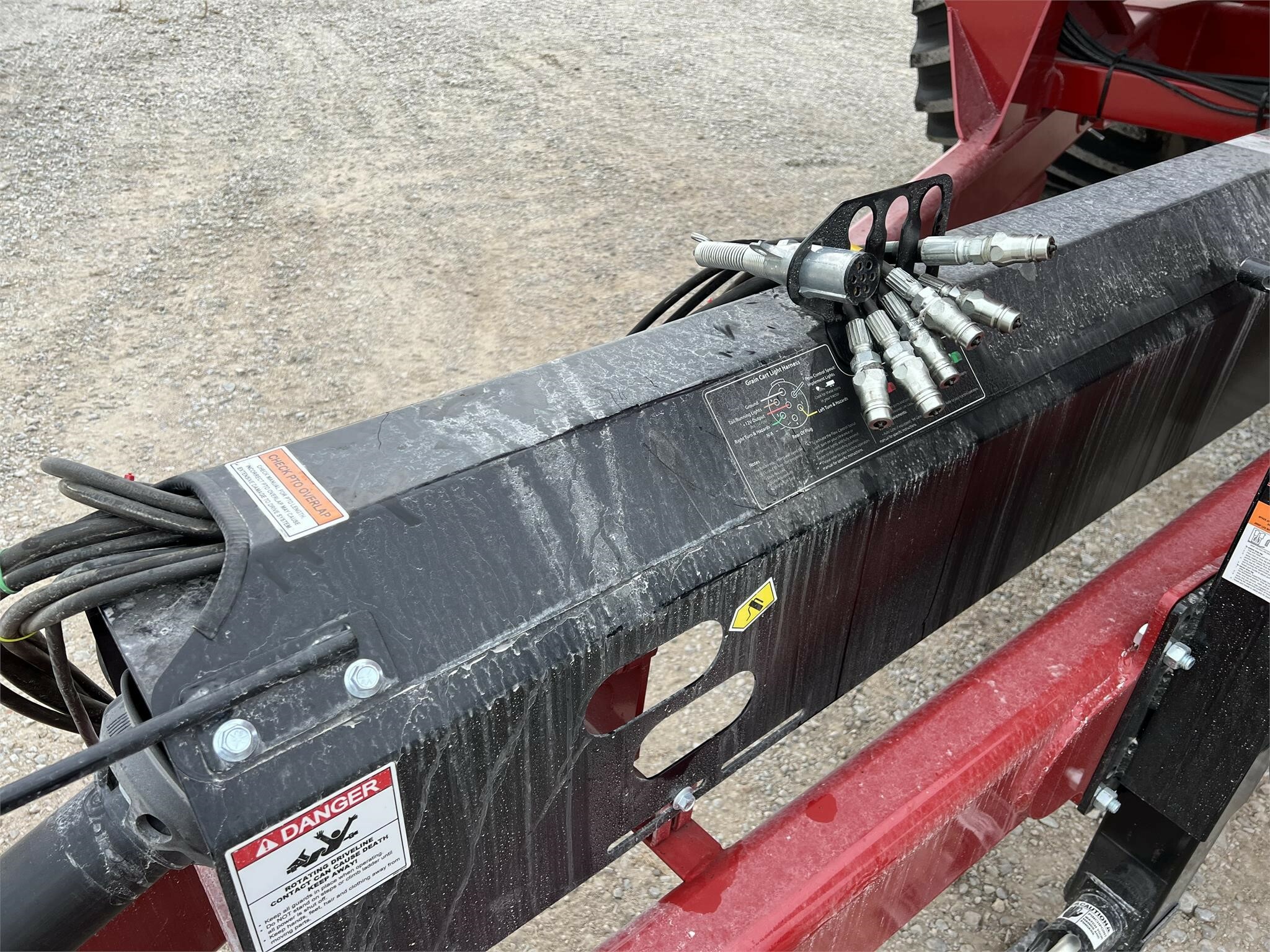 2023 J&M 1112 Grain Cart