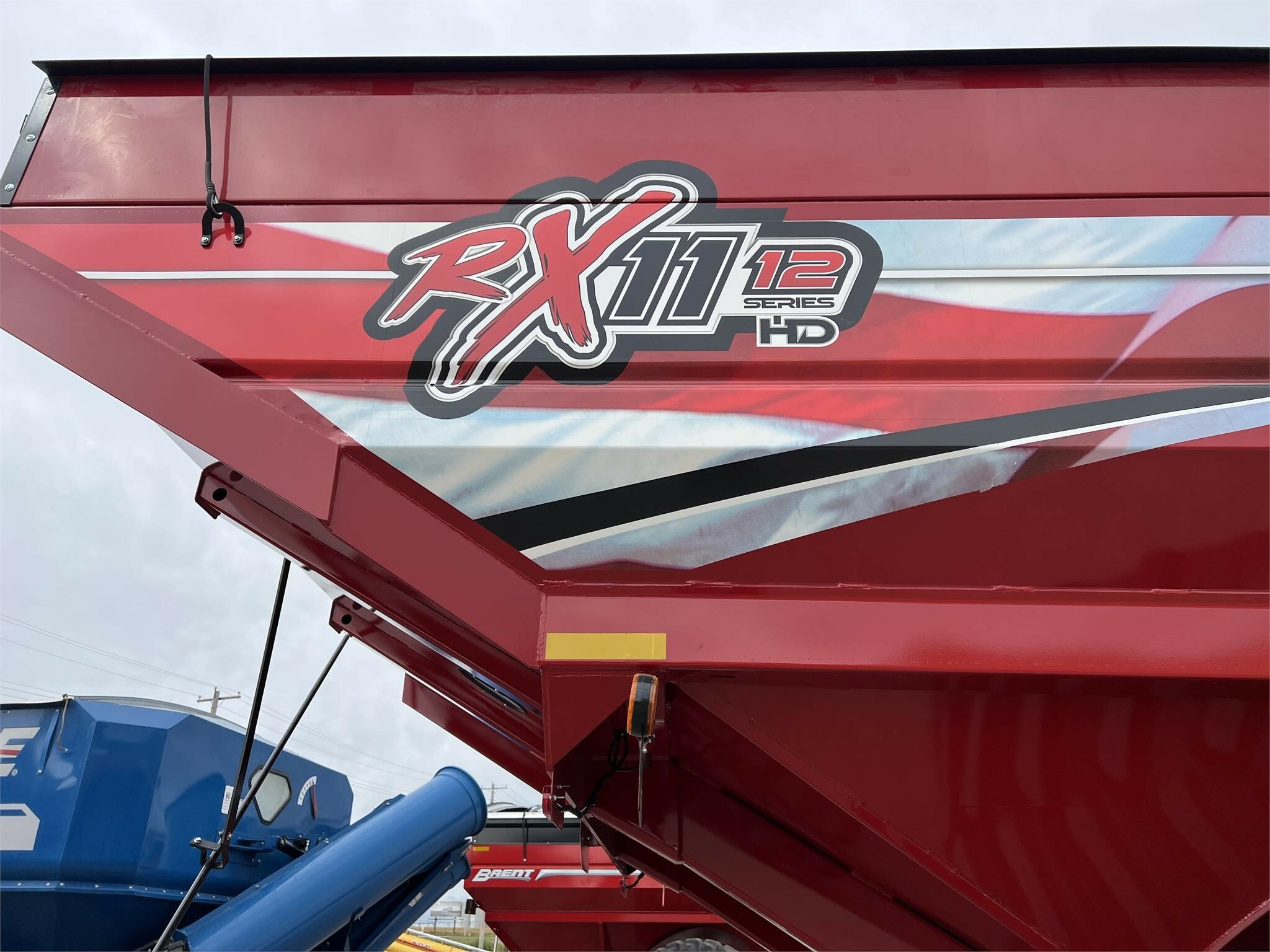 2023 J&M 1112 Grain Cart