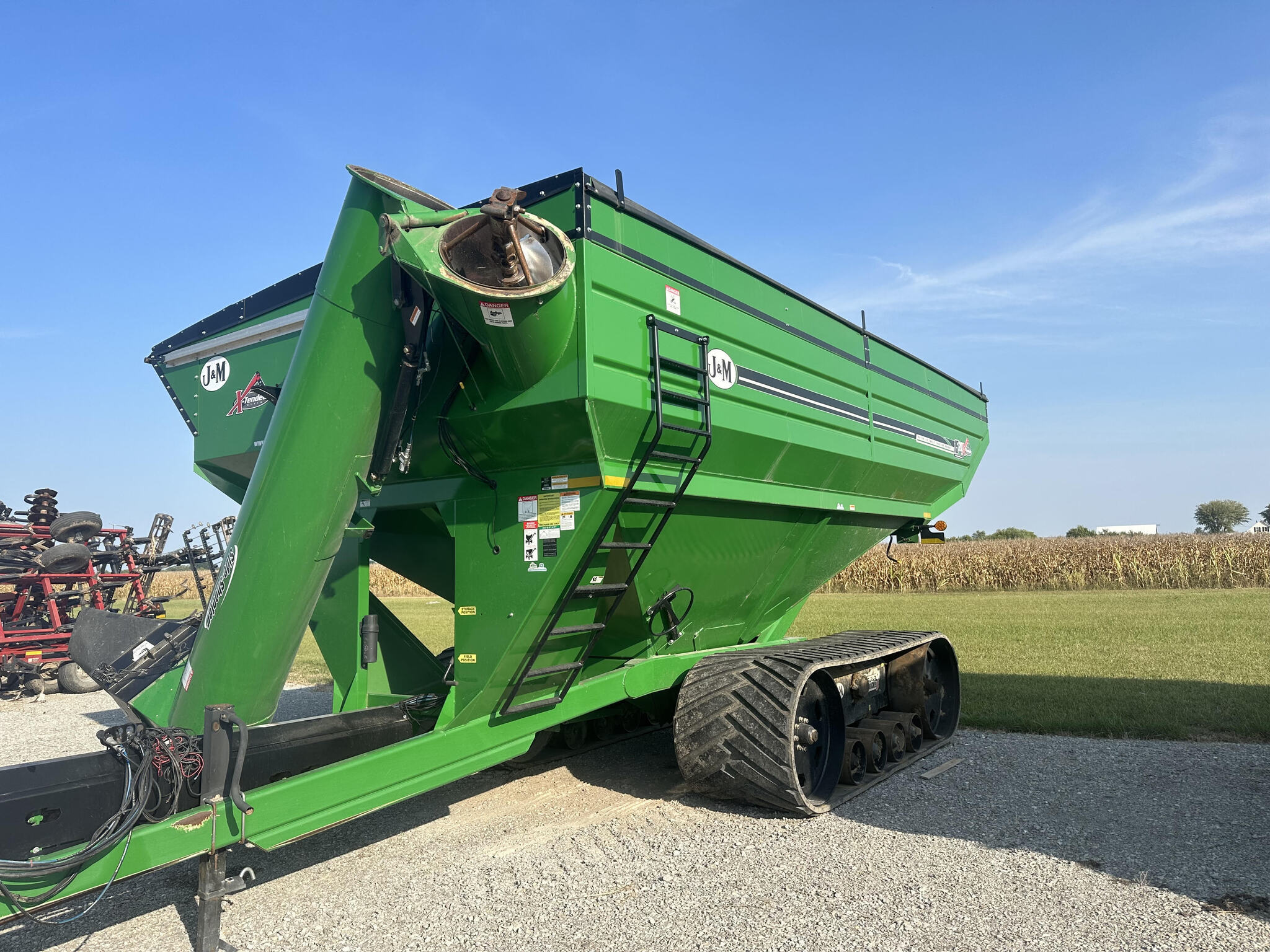 2015 J&M 1520 Grain Cart