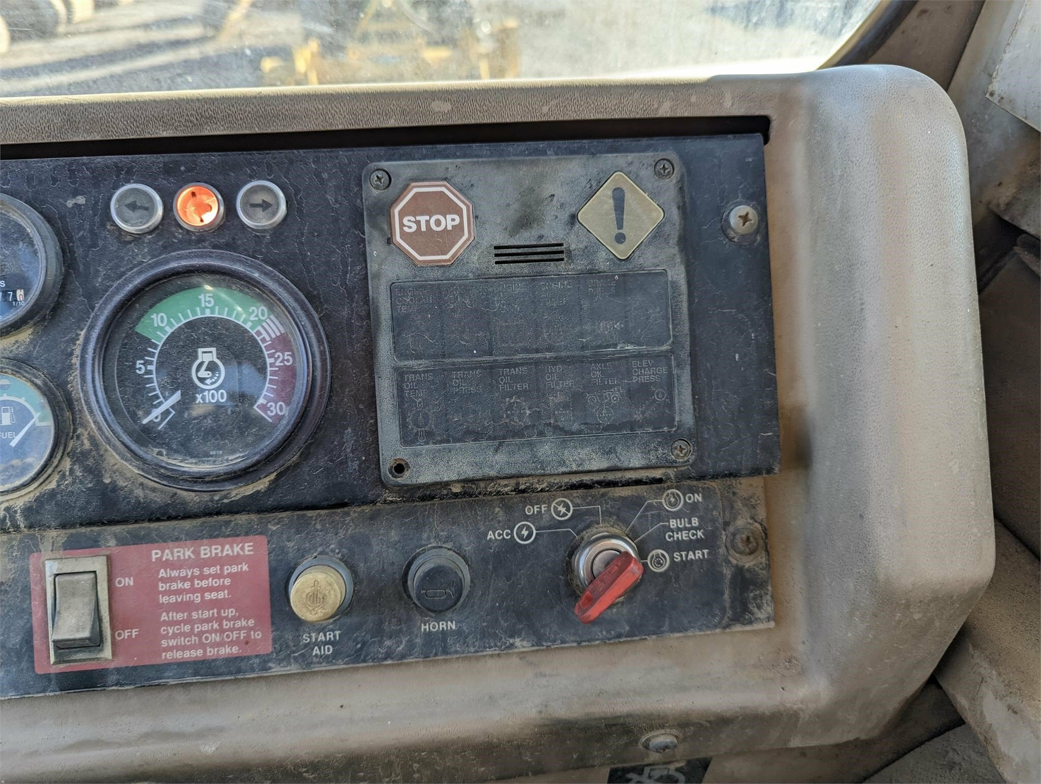 1996 Deere 762B Scraper