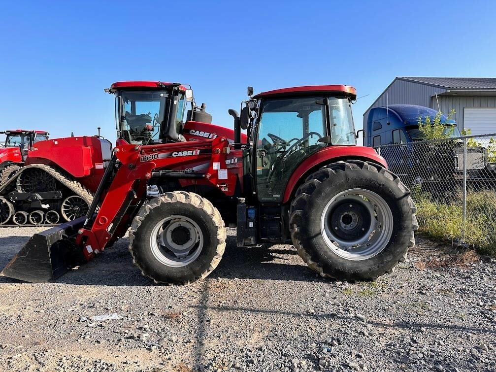 2017 Case IH Farmall 100C Tractor