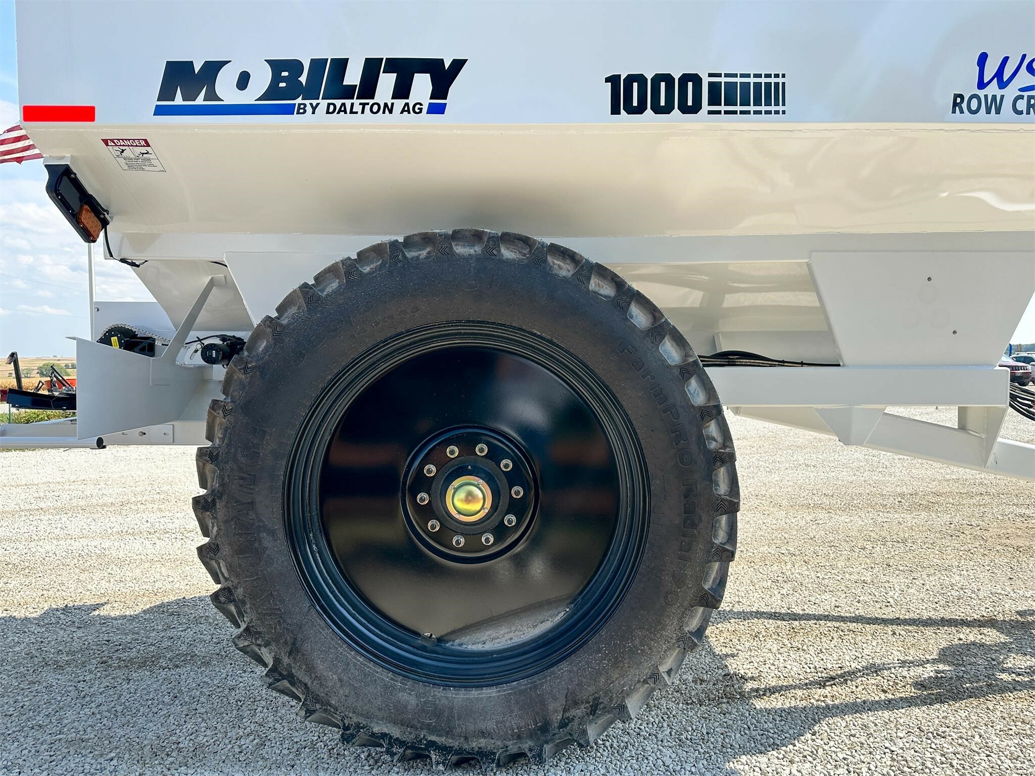 2026 Dalton Ag Products 1000 Pull-Type Fertilizer Spreader
