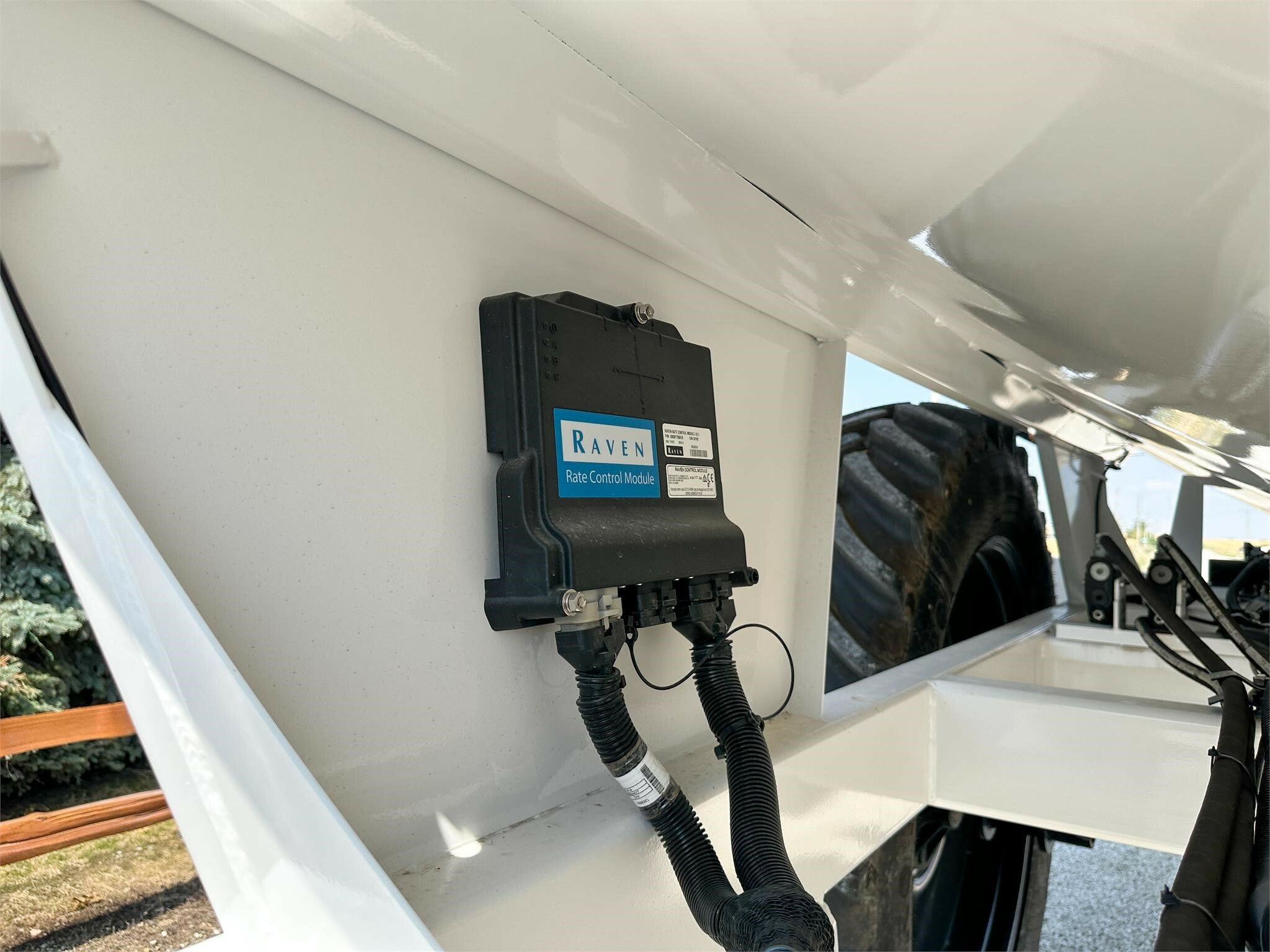 2026 Dalton Ag Products 1000 Pull-Type Fertilizer Spreader