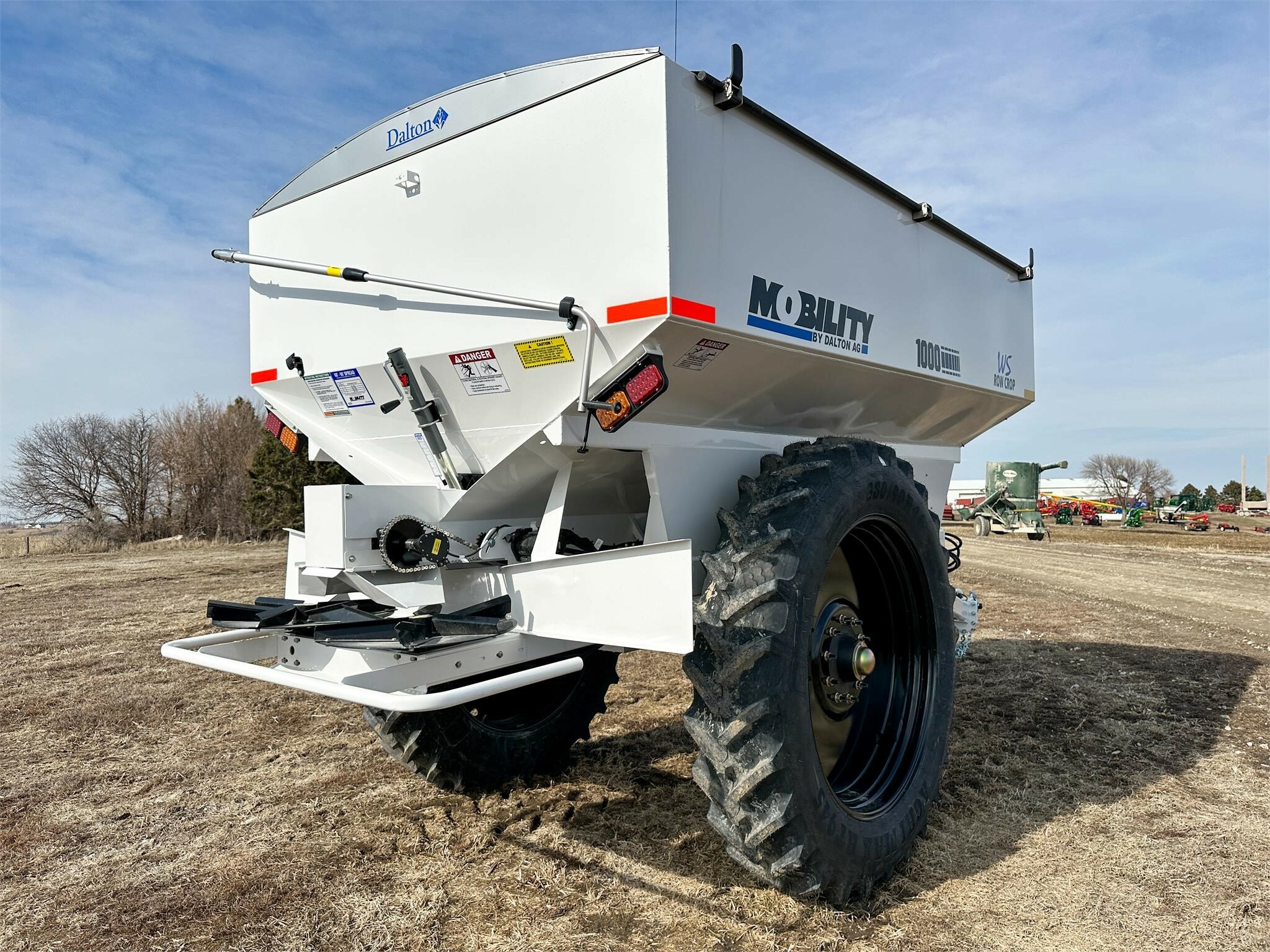 2026 Dalton Ag Products MOBILITY 1200WS Pull-Type Fertilizer Spreader
