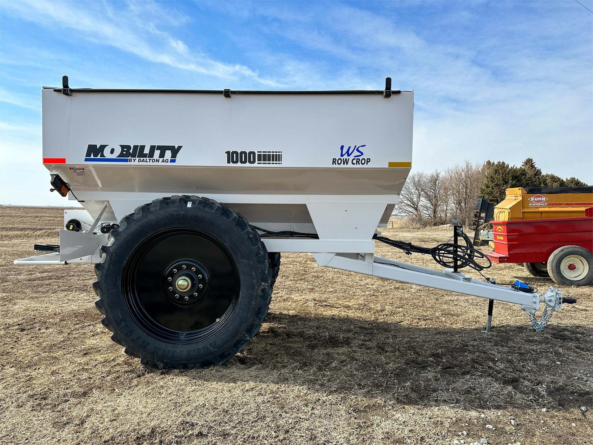 2026 Dalton Ag Products MOBILITY 1200WS Pull-Type Fertilizer Spreader
