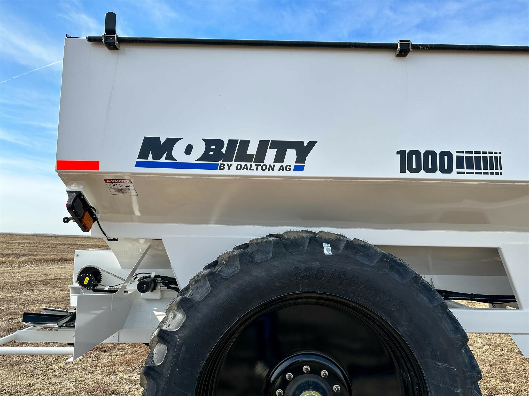 2026 Dalton Ag Products MOBILITY 1200WS Pull-Type Fertilizer Spreader