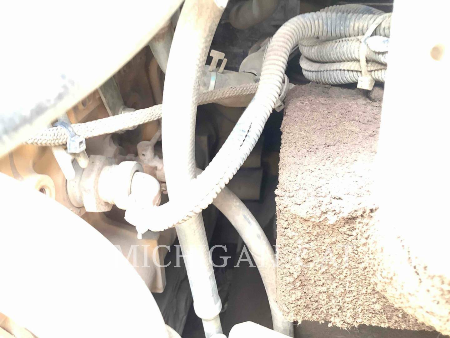 2016 Caterpillar 242D Skid Steer