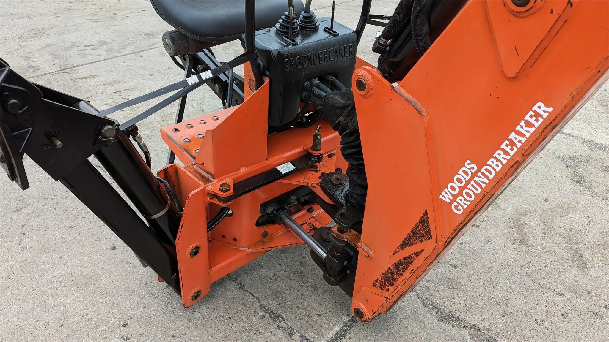 Woods BH9000 Backhoe 5,900 Machinery Pete