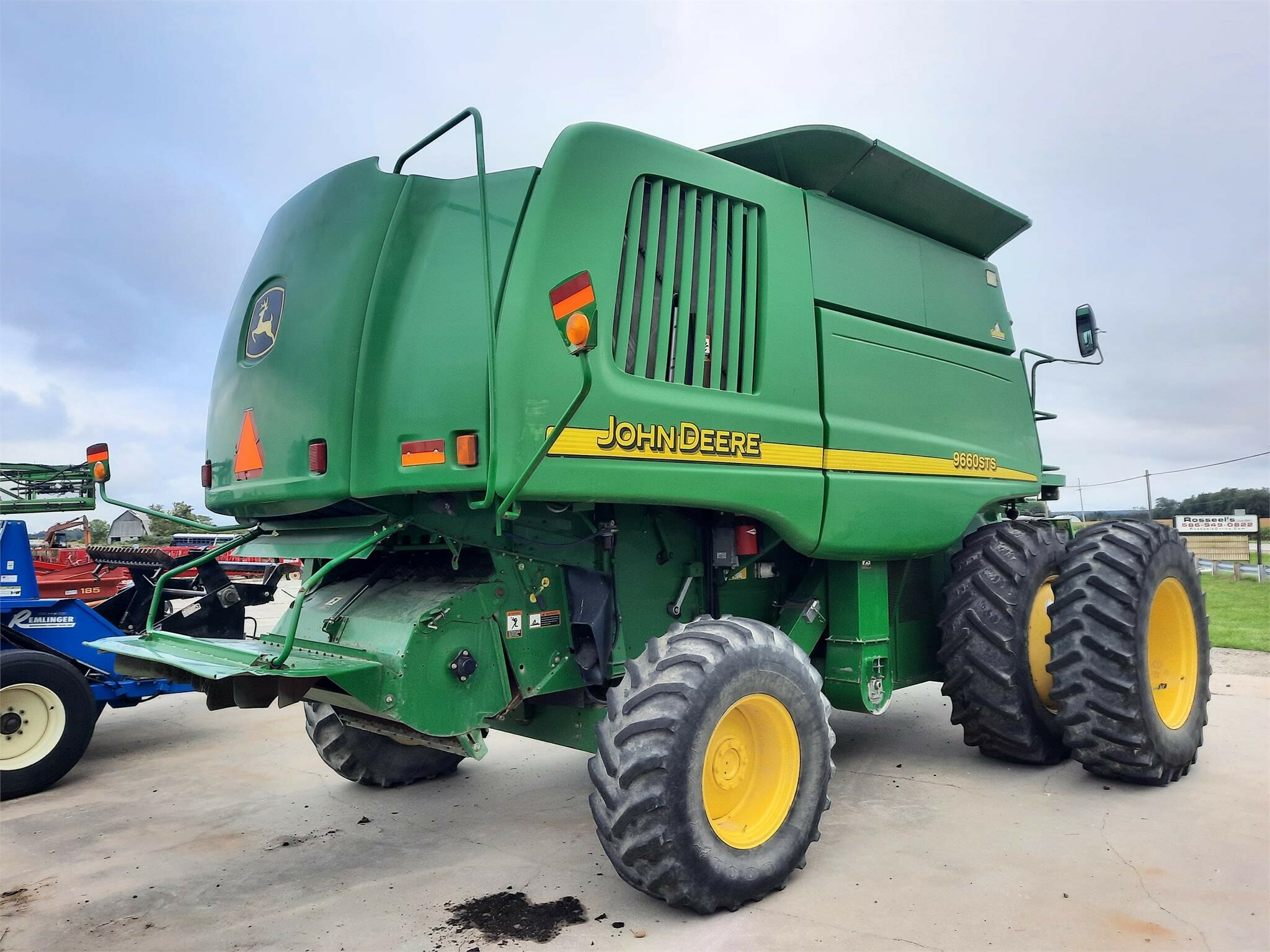 2004 John Deere 9660 STS Combine