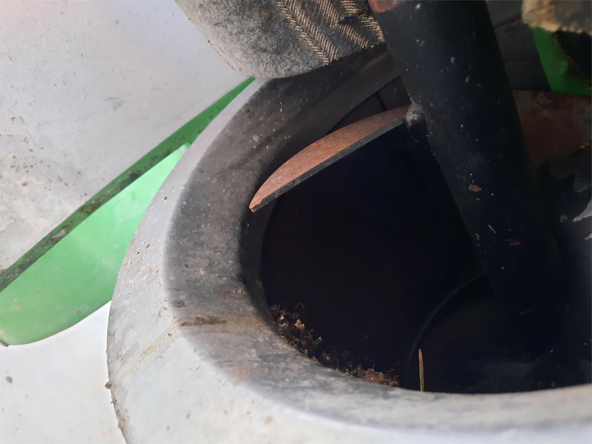 2004 John Deere 9660 STS Combine