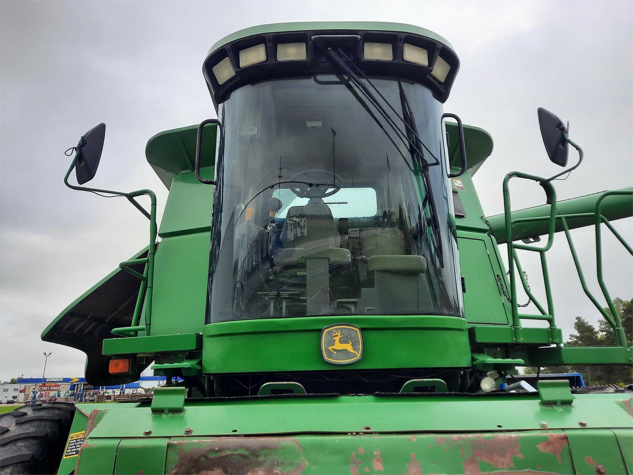 2004 John Deere 9660 STS Combine