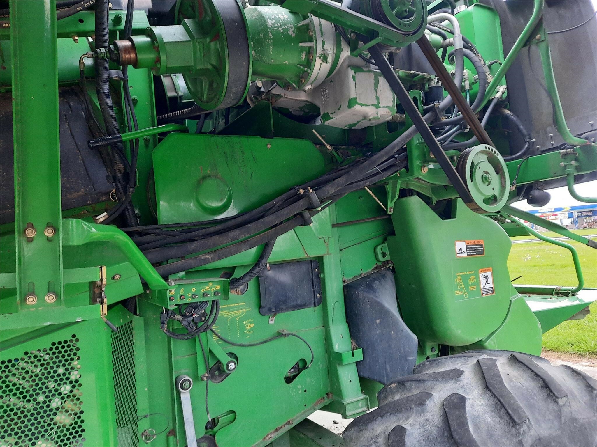 2004 John Deere 9660 STS Combine