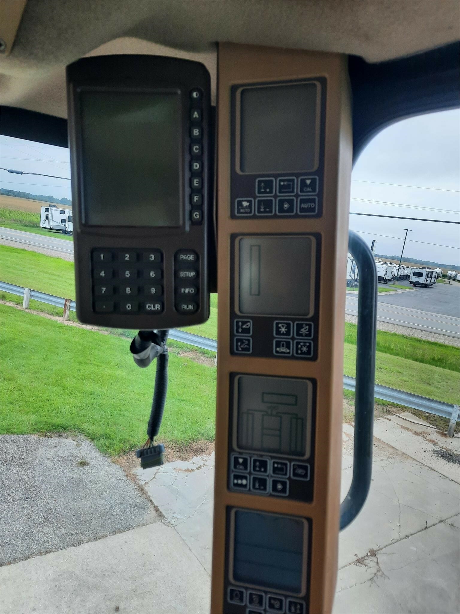 2004 John Deere 9660 STS Combine