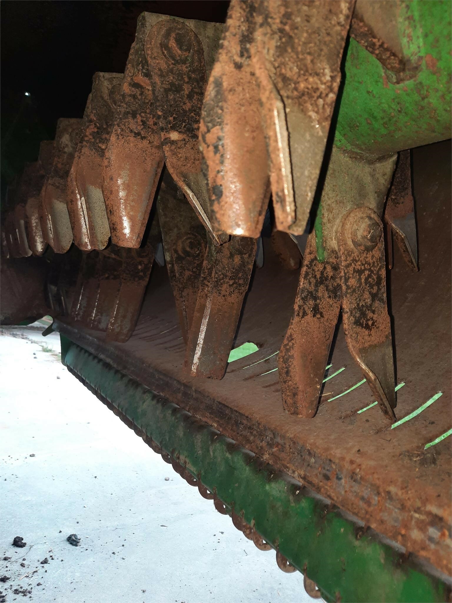 2004 John Deere 9660 STS Combine