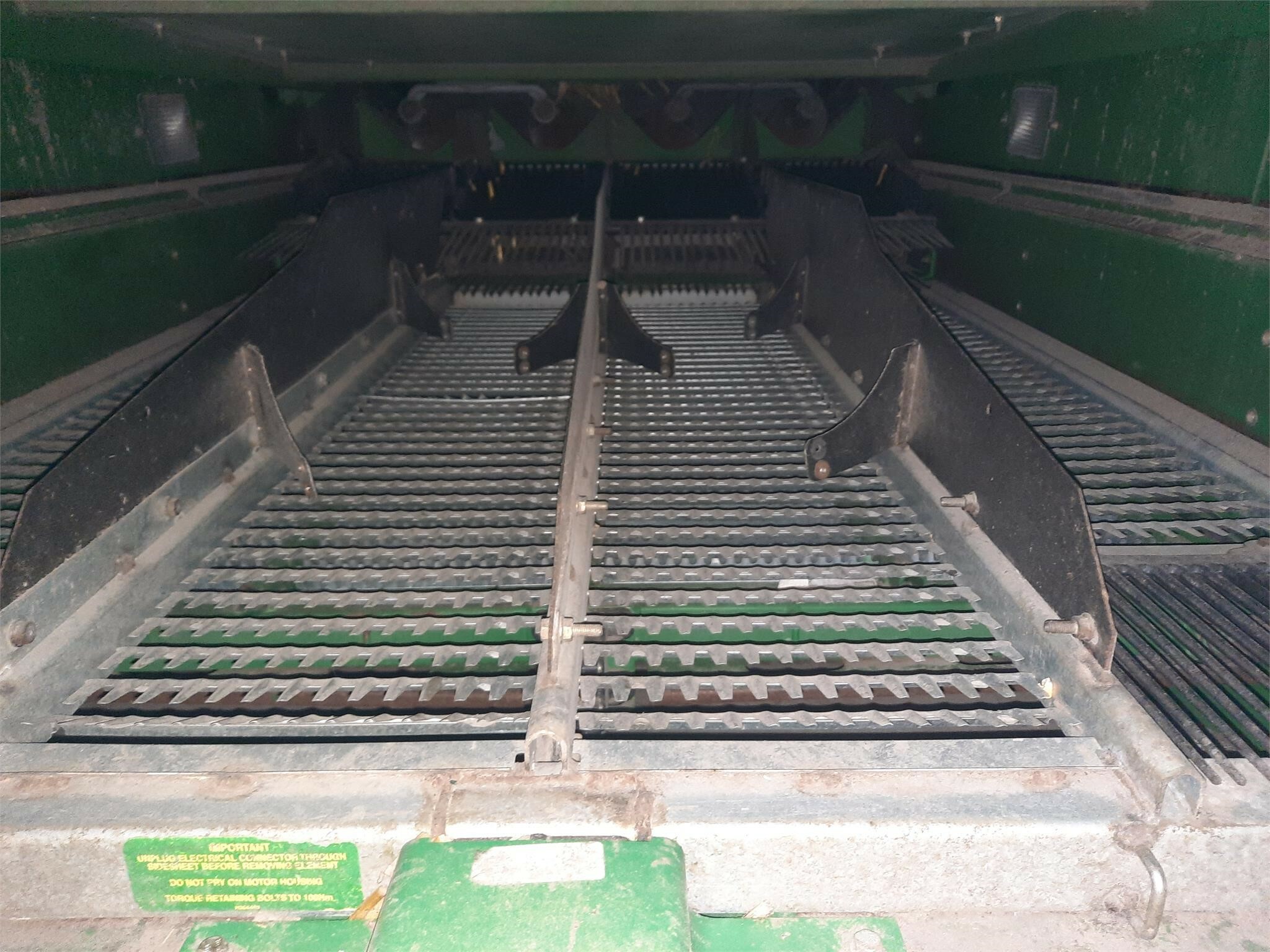 2004 John Deere 9660 STS Combine