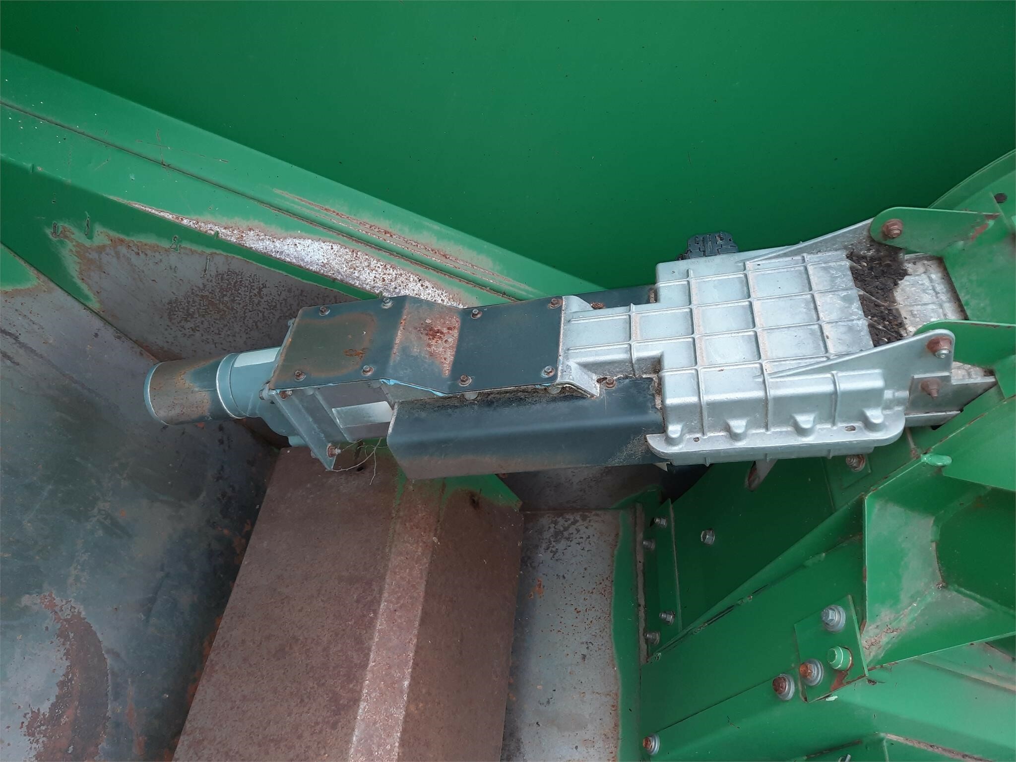 2004 John Deere 9660 STS Combine