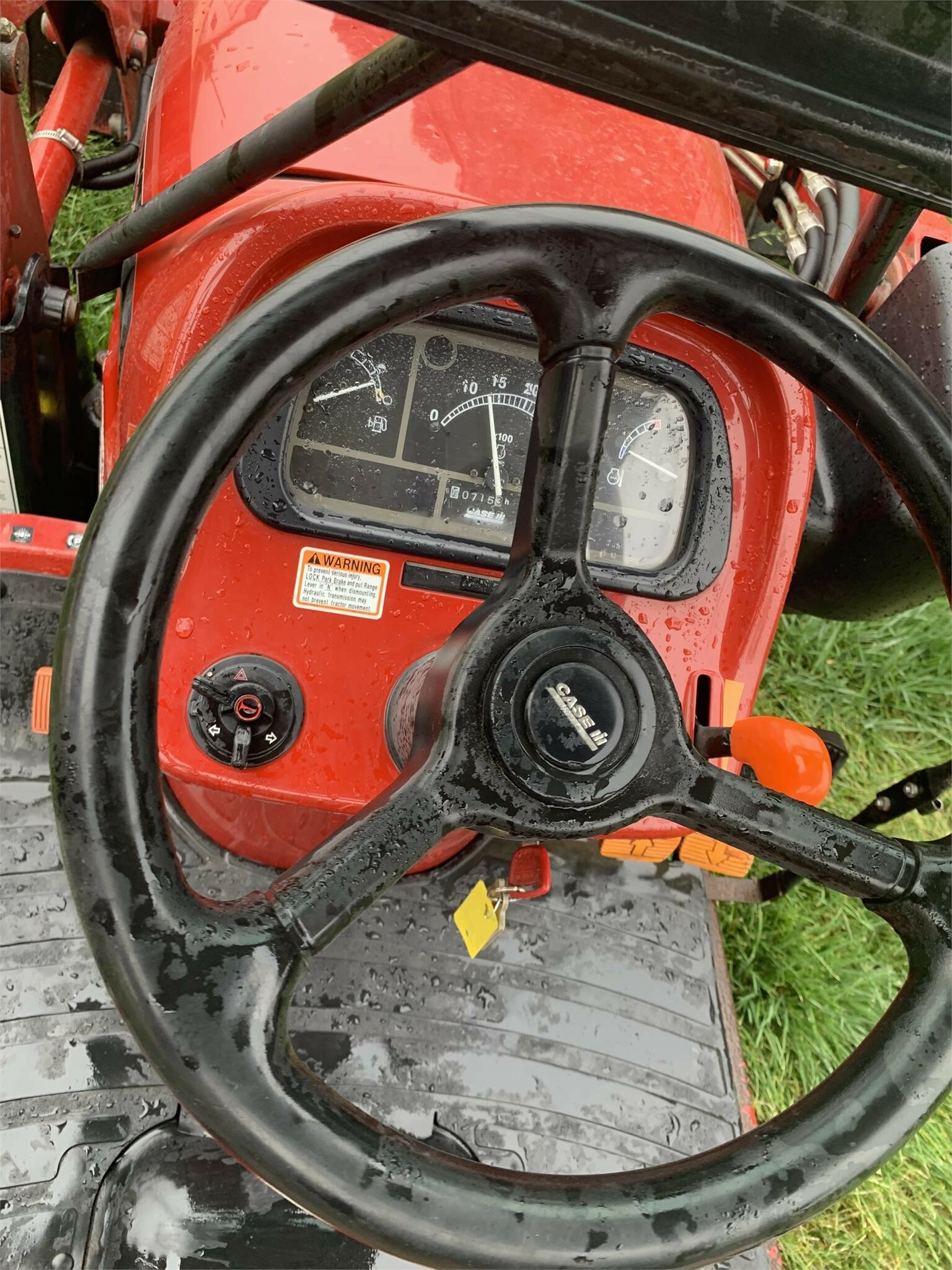 Case IH DX24E Tractor 13,000 Machinery Pete