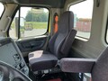 2016 Freightliner Cascadia 125 Semi Trucks/Trailer