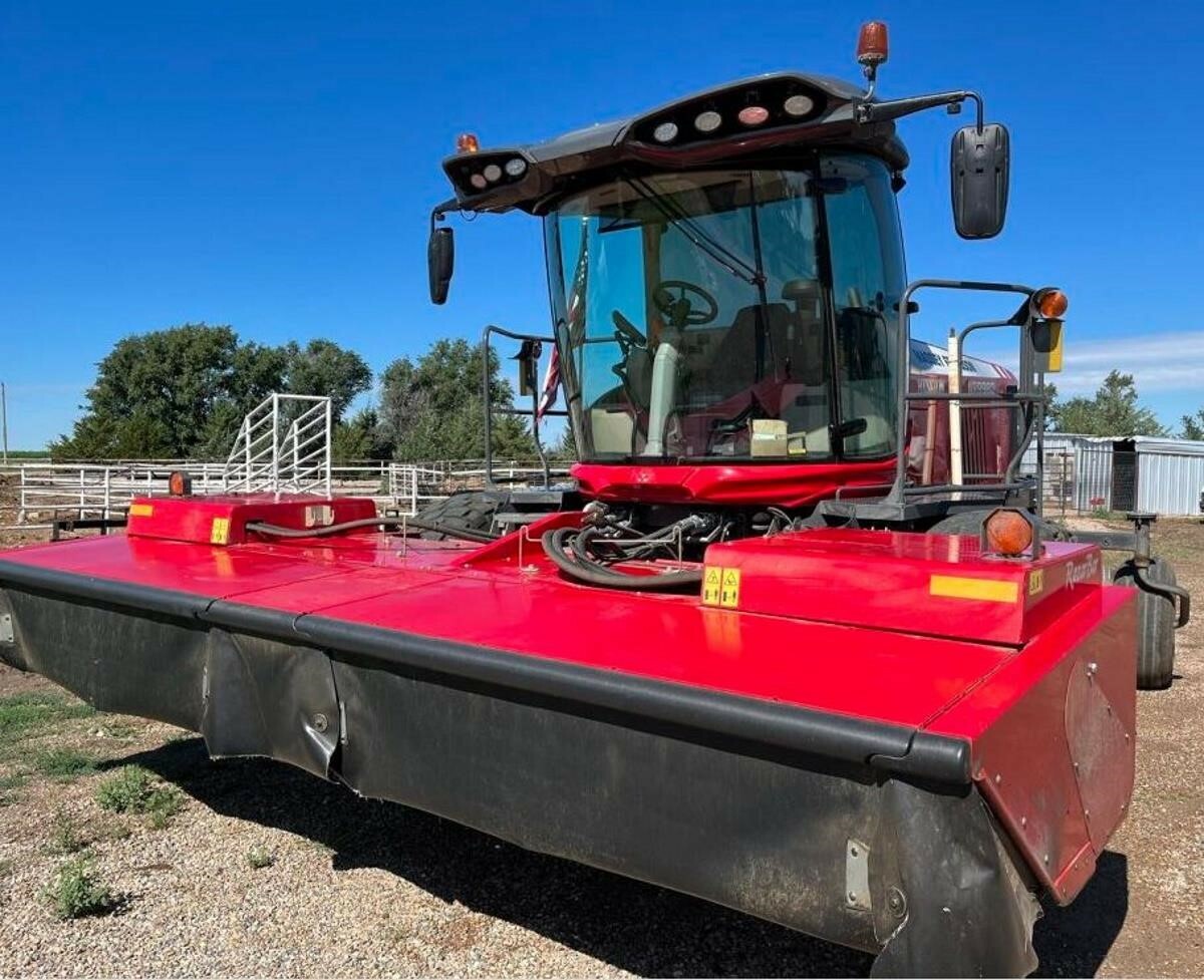 2021 Massey Ferguson WR9980 SelfPropelled Windrowers and Swather