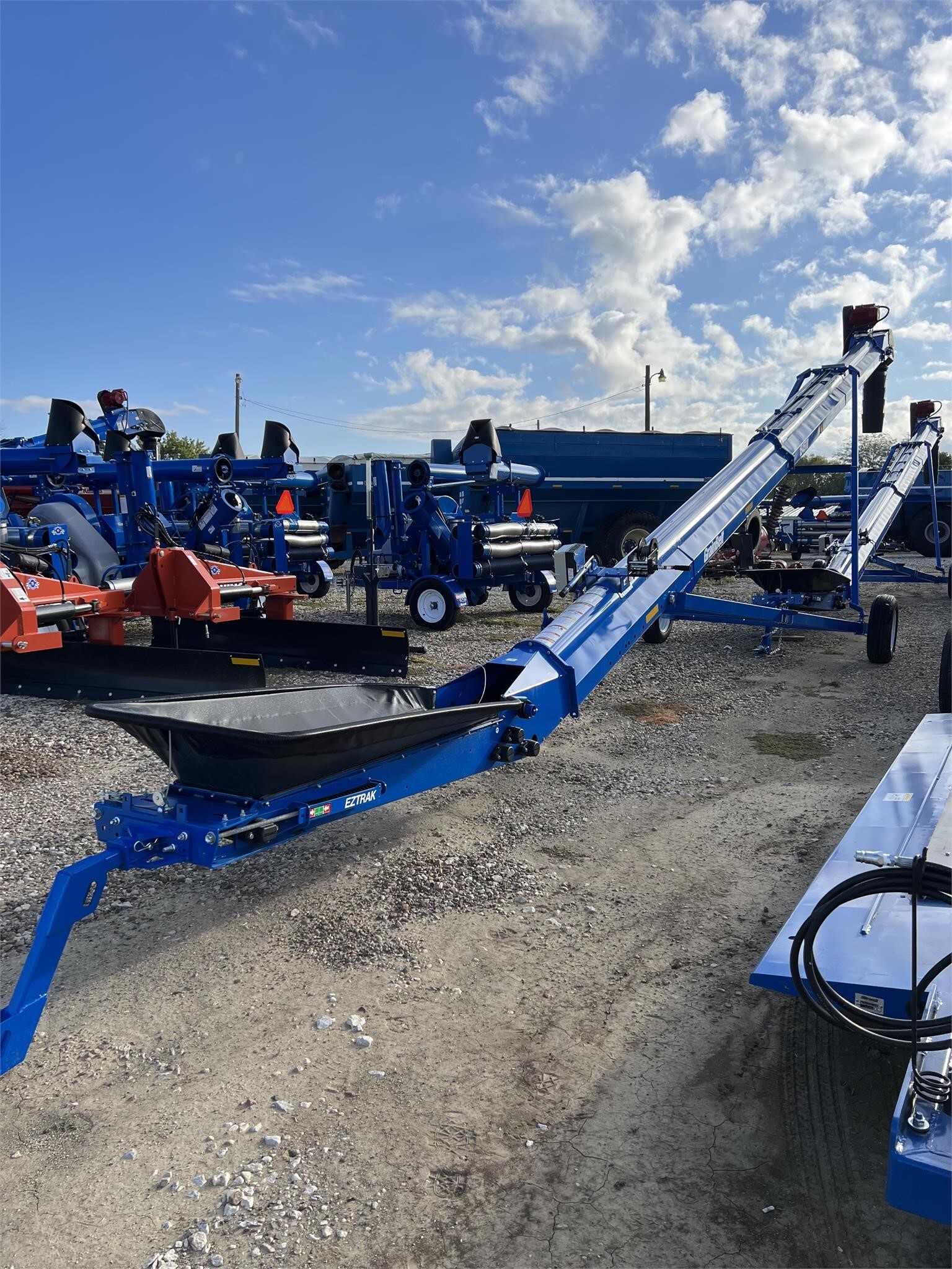 2023 Brandt 1545TDLP Augers and Conveyor