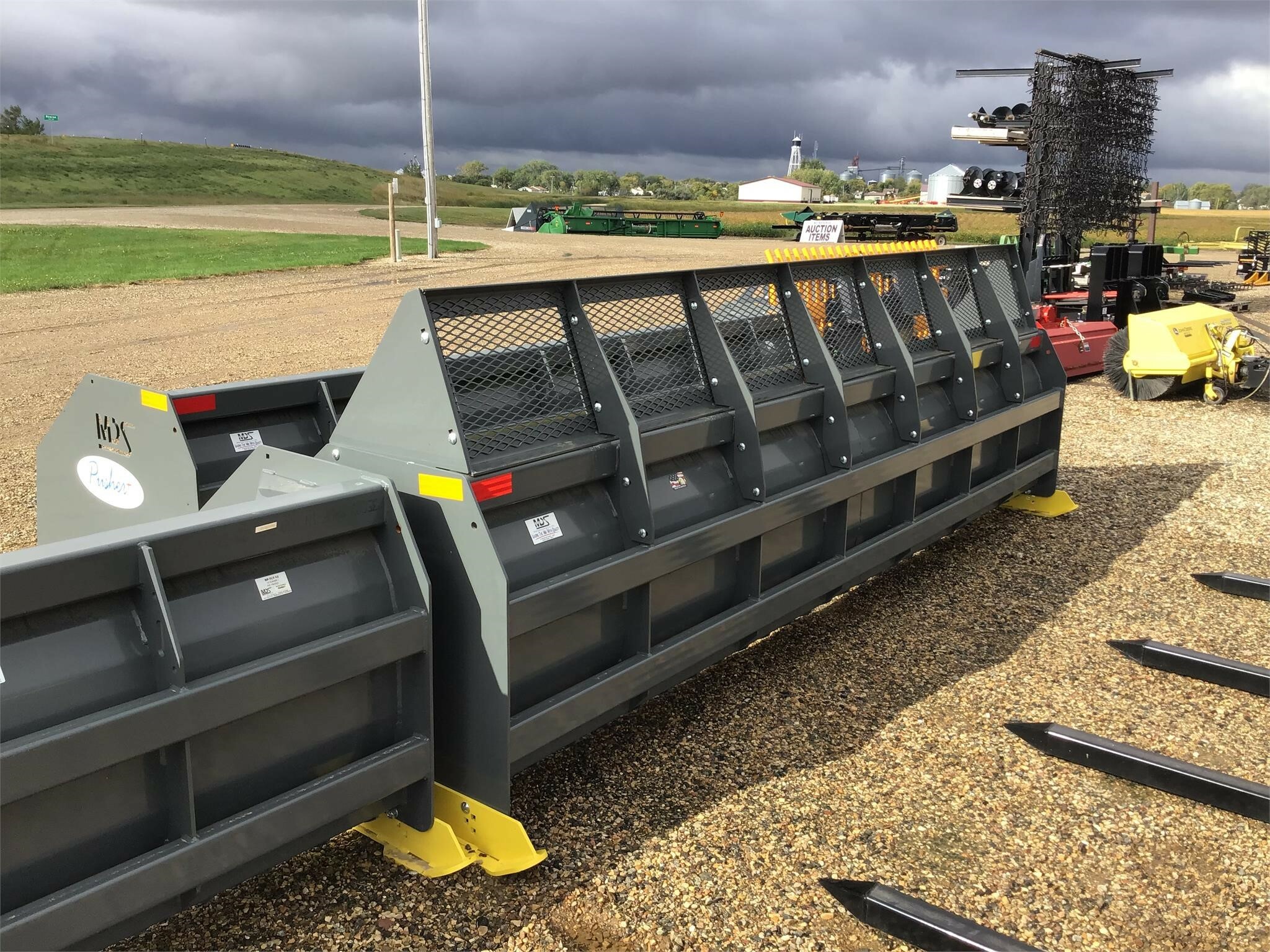 2025 MDS SP-TLT14 Blade