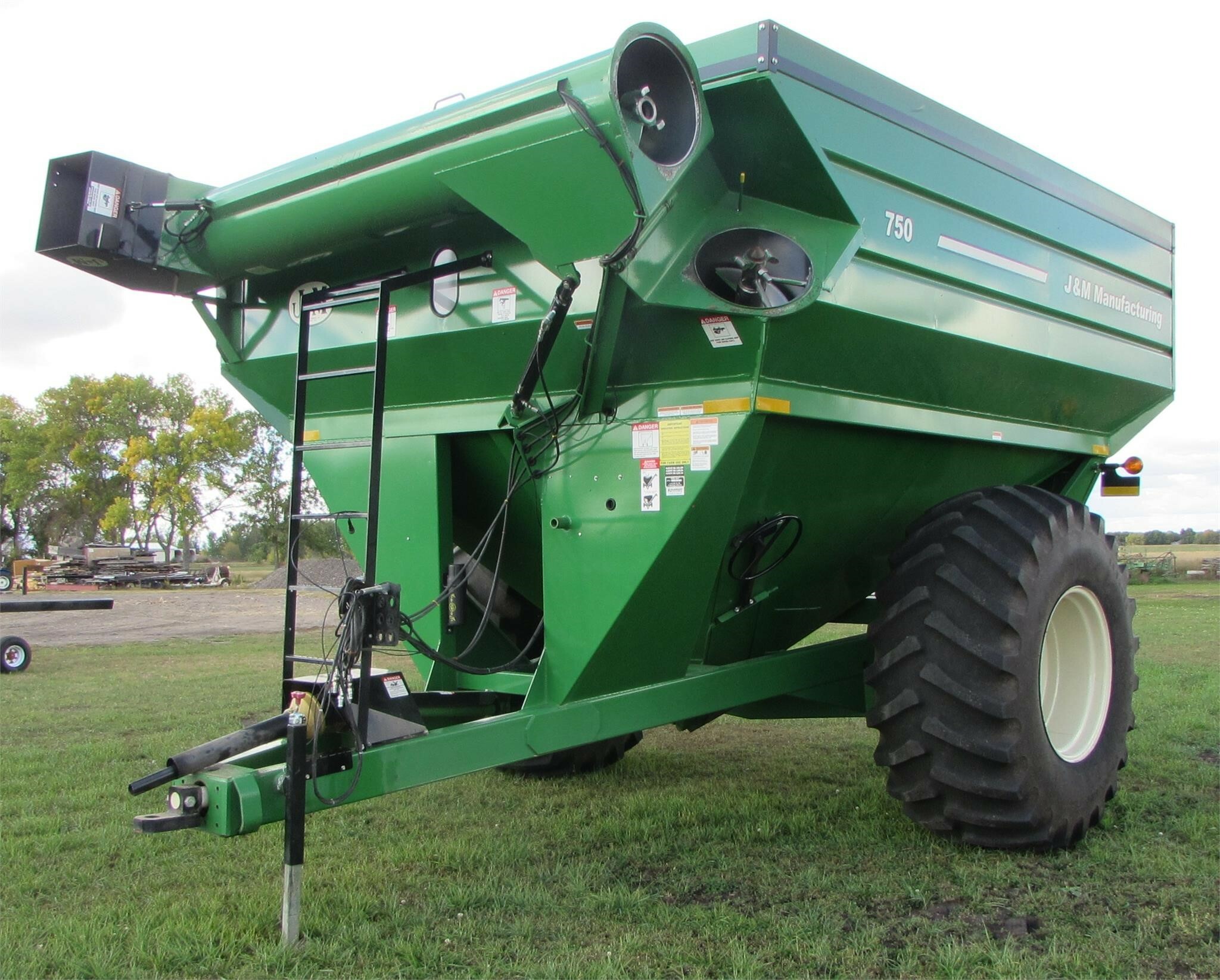 2016 J&M 75018 Grain Cart 34,900 Machinery Pete
