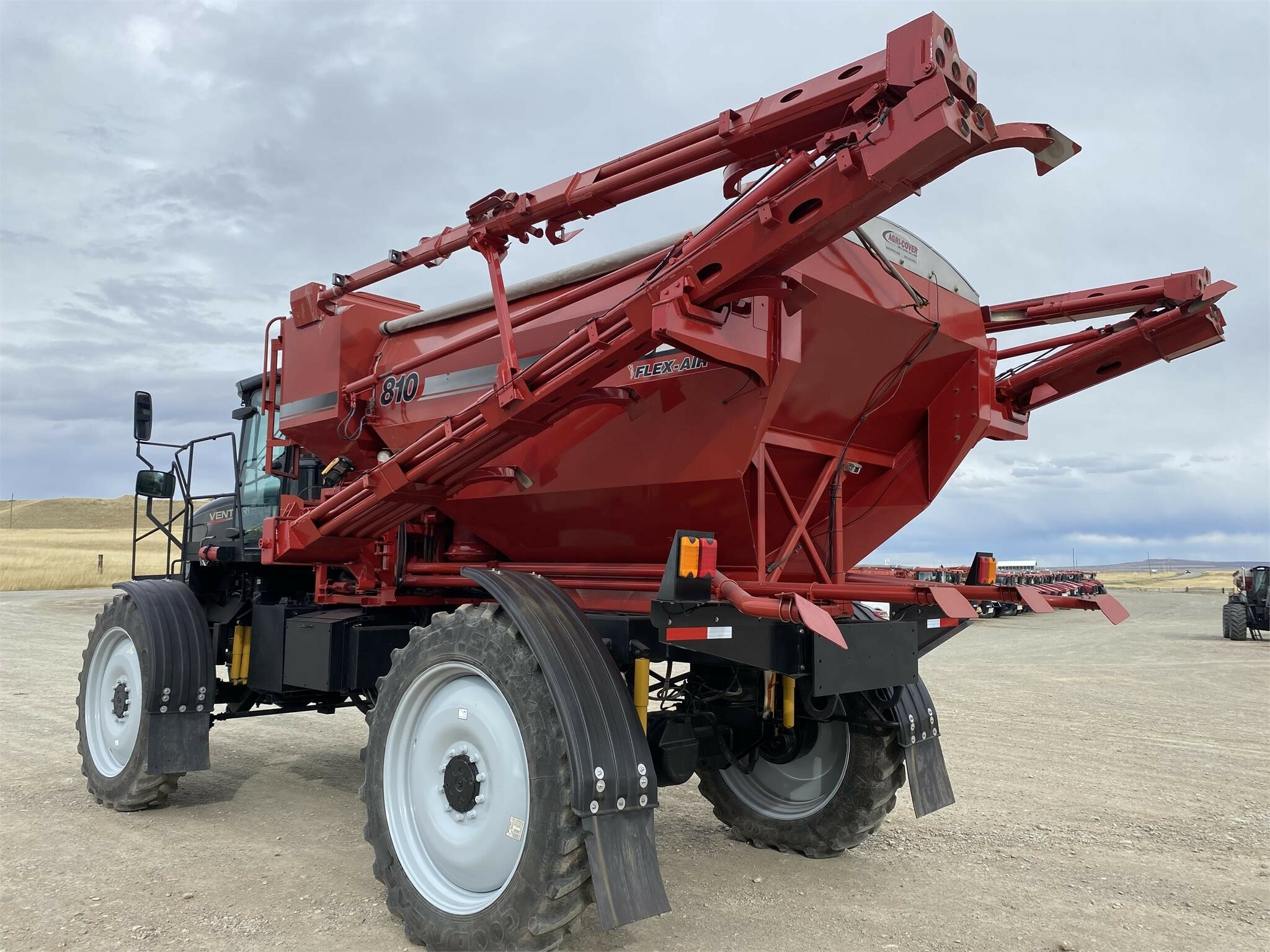 2015 RBR Enterprise Venturi 350 SelfPropelled Fertilizer Spreader 138,500 Machinery Pete