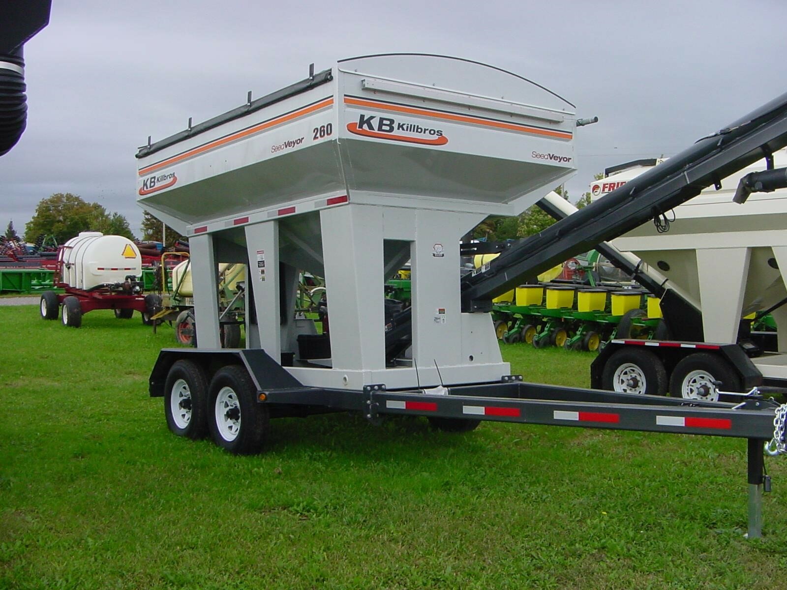 2023 Killbros Seedveyor 260 Seed Tender