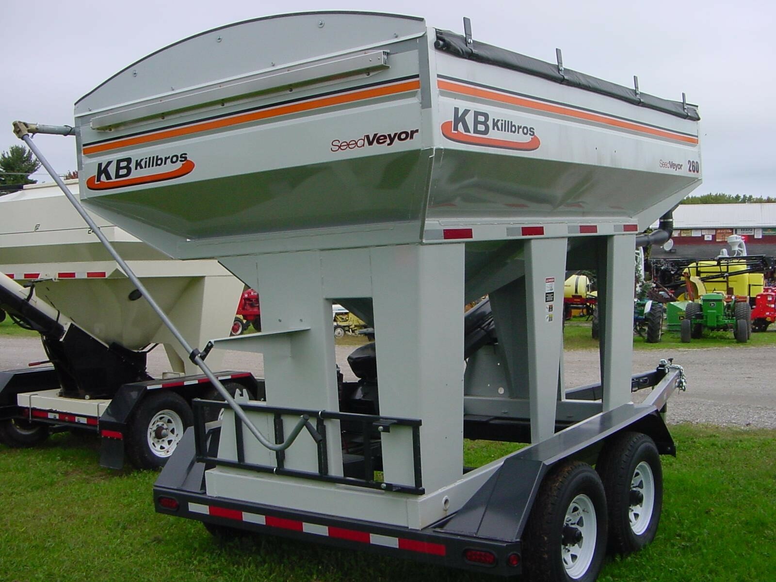 2023 Killbros Seedveyor 260 Seed Tender