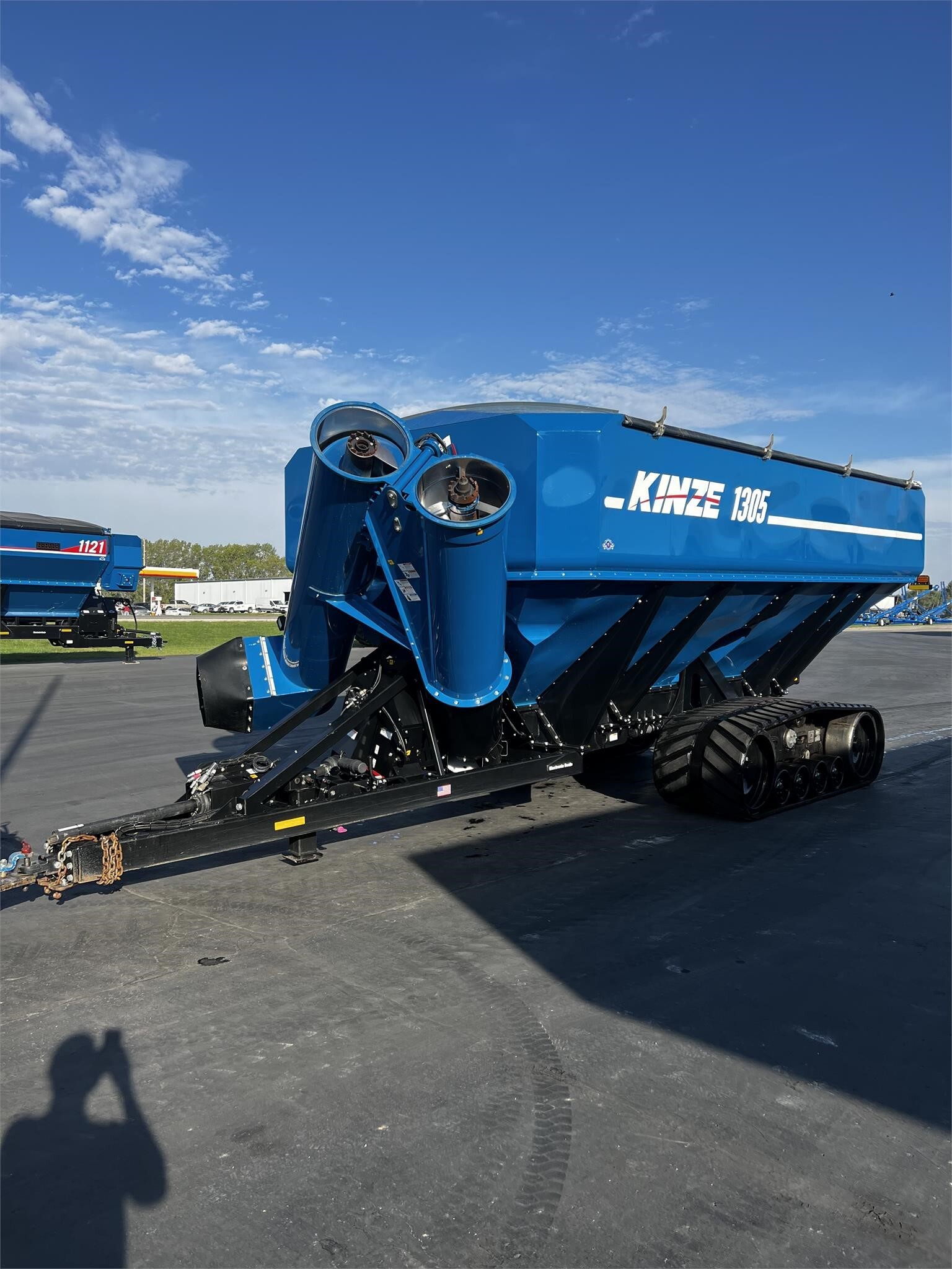 2019 Kinze 1305 Grain Cart