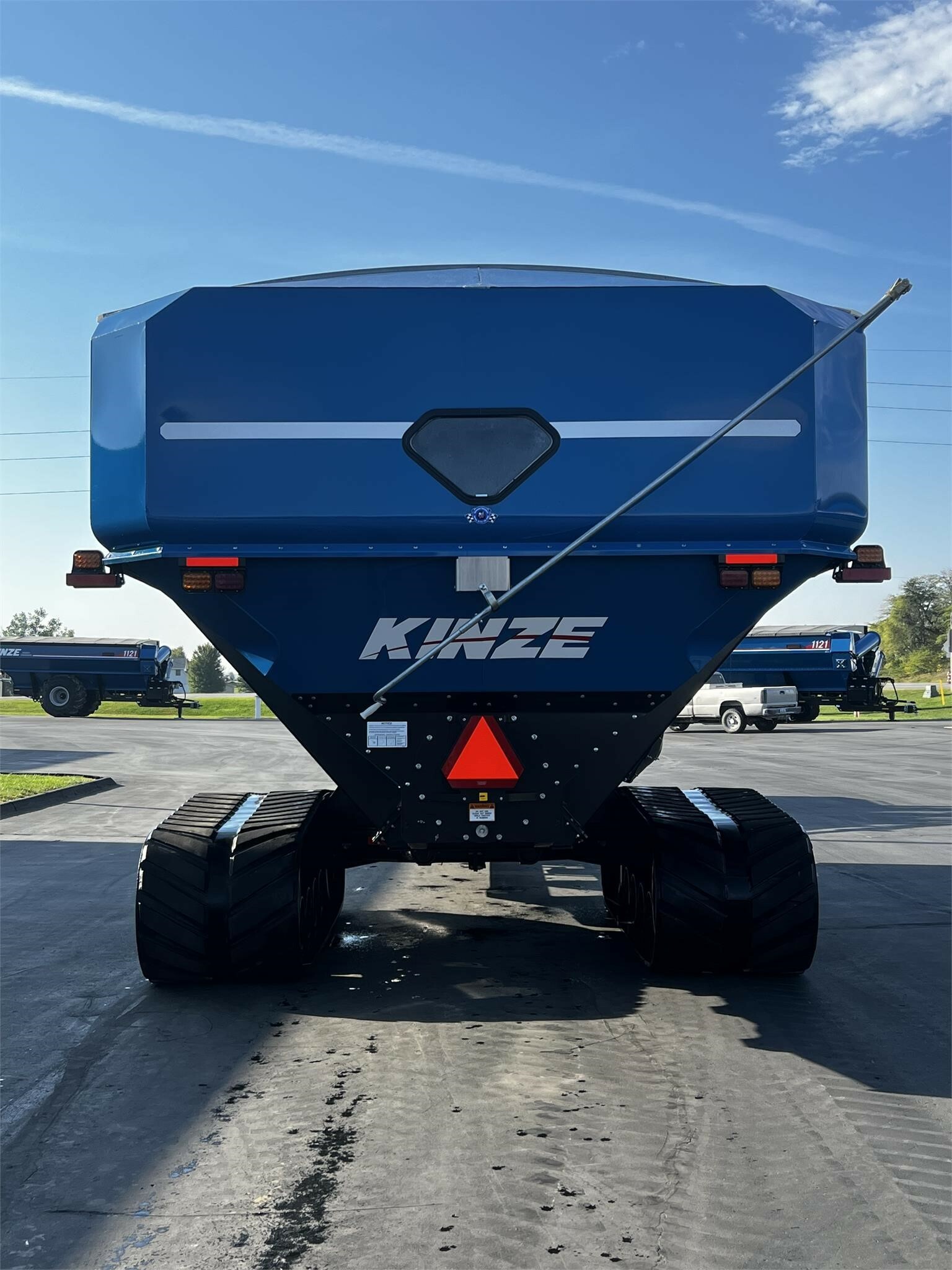 2019 Kinze 1305 Grain Cart