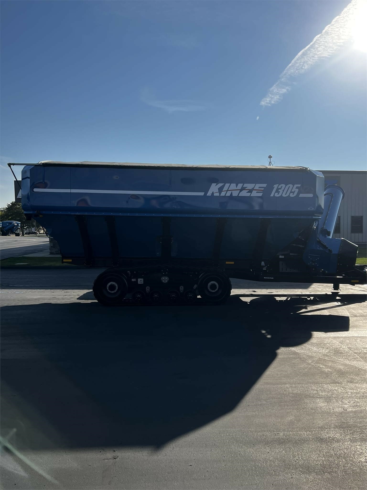 2019 Kinze 1305 Grain Cart
