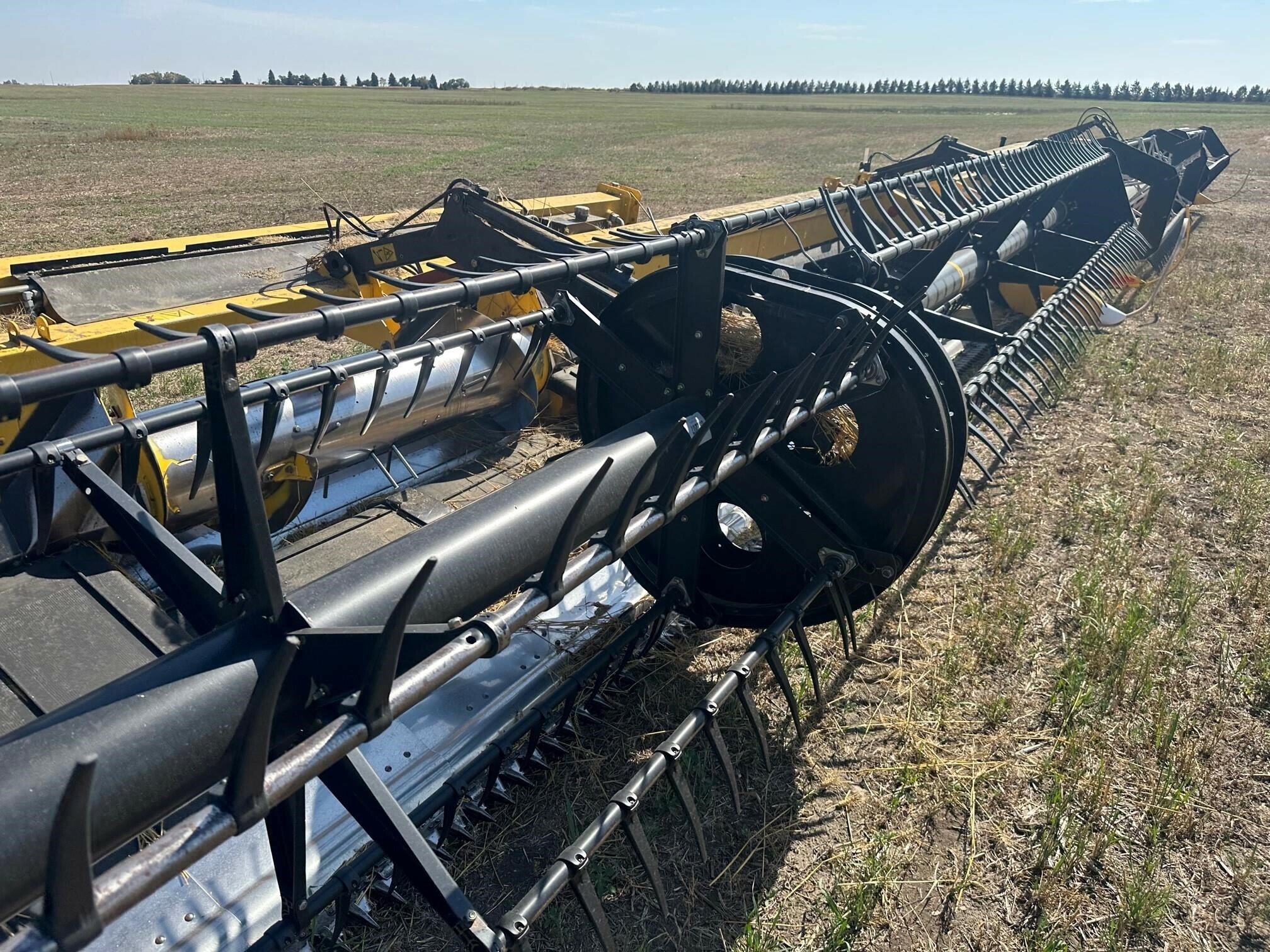2015 New Holland 880CF-40 Platform