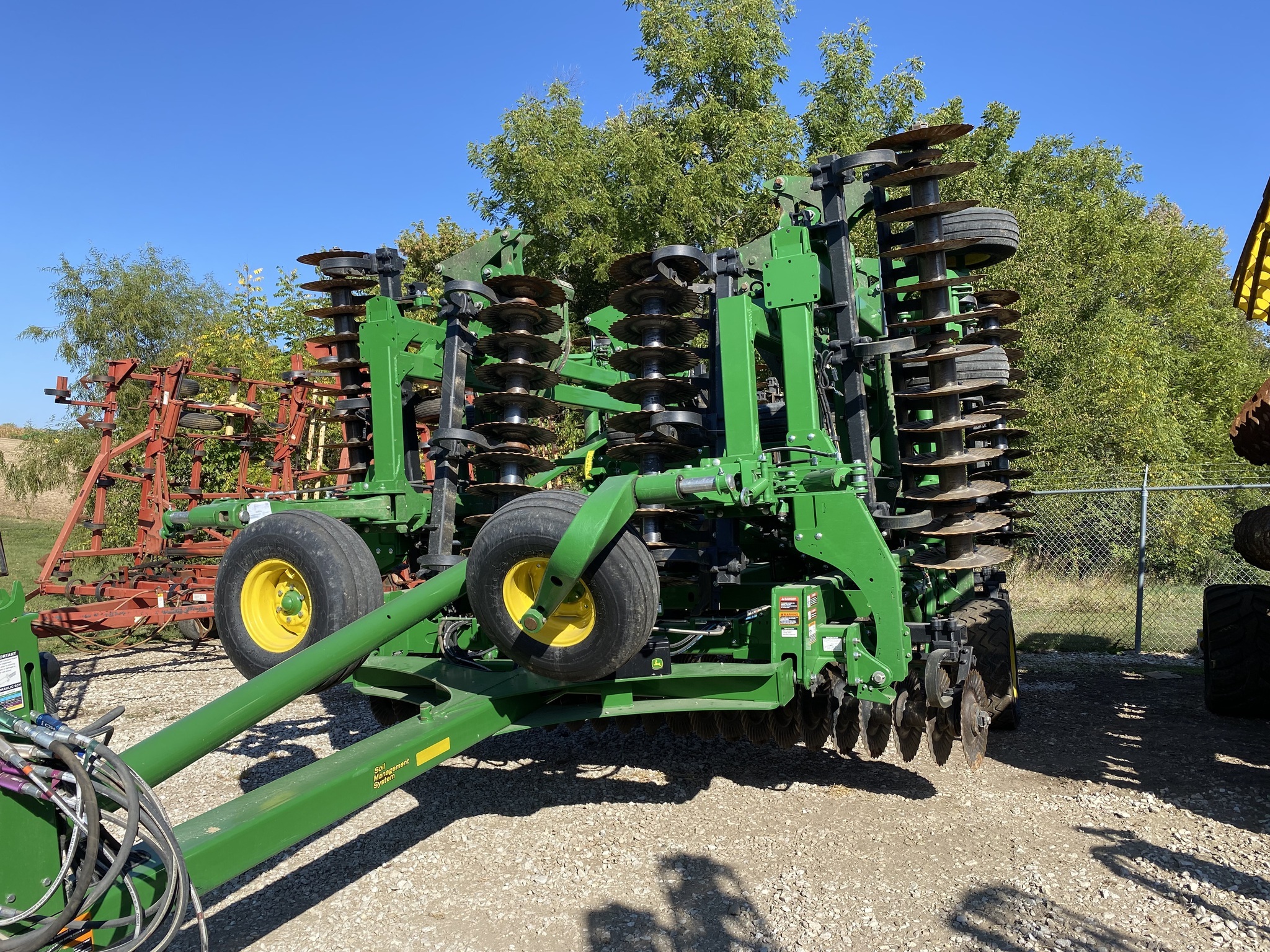2022 John Deere 2660VT Vertical Tillage