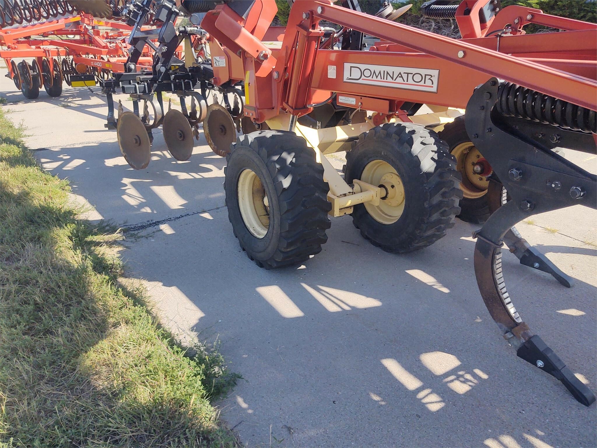 2011 Krause 4850-21 Disk Chisel