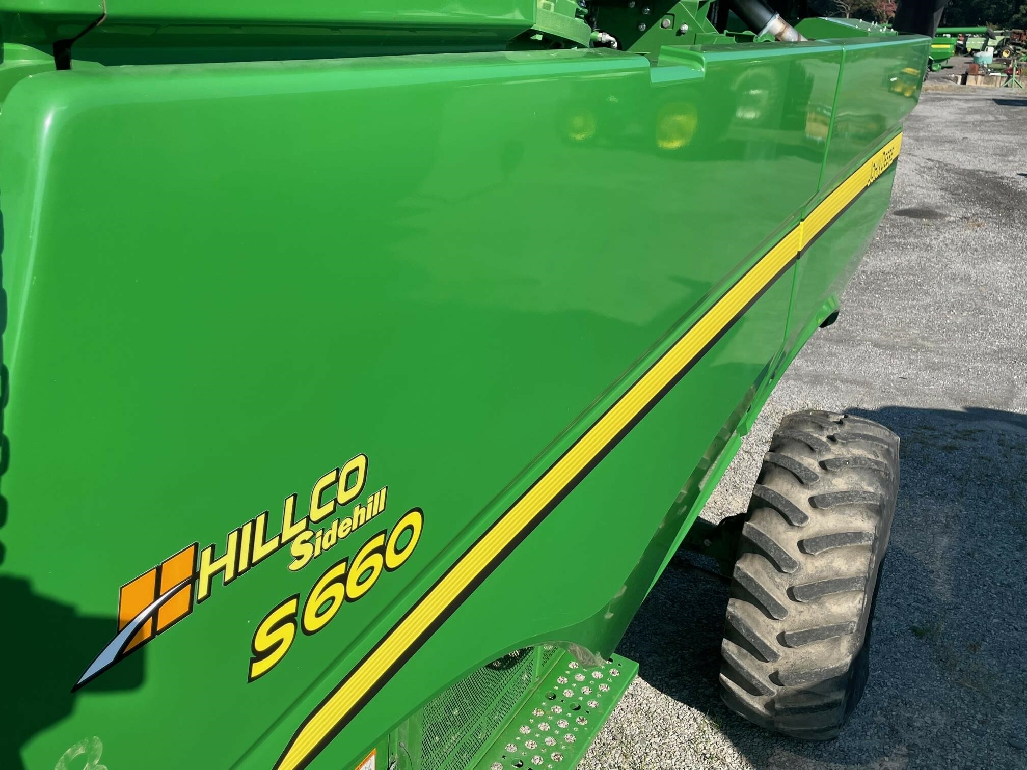 2015 John Deere S660 Combine