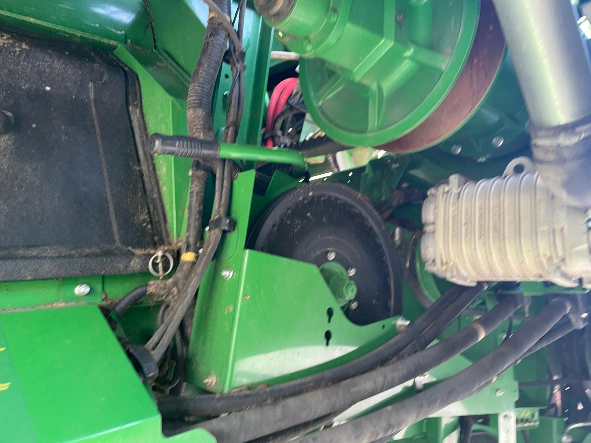 2015 John Deere S660 Combine
