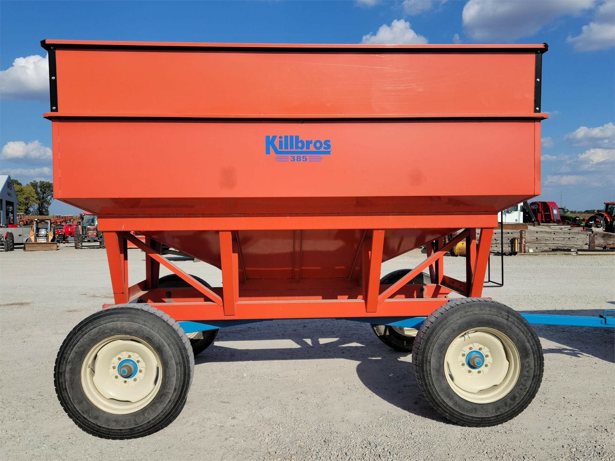 2004 Killbros 385 Gravity Wagon 6,000 Machinery Pete
