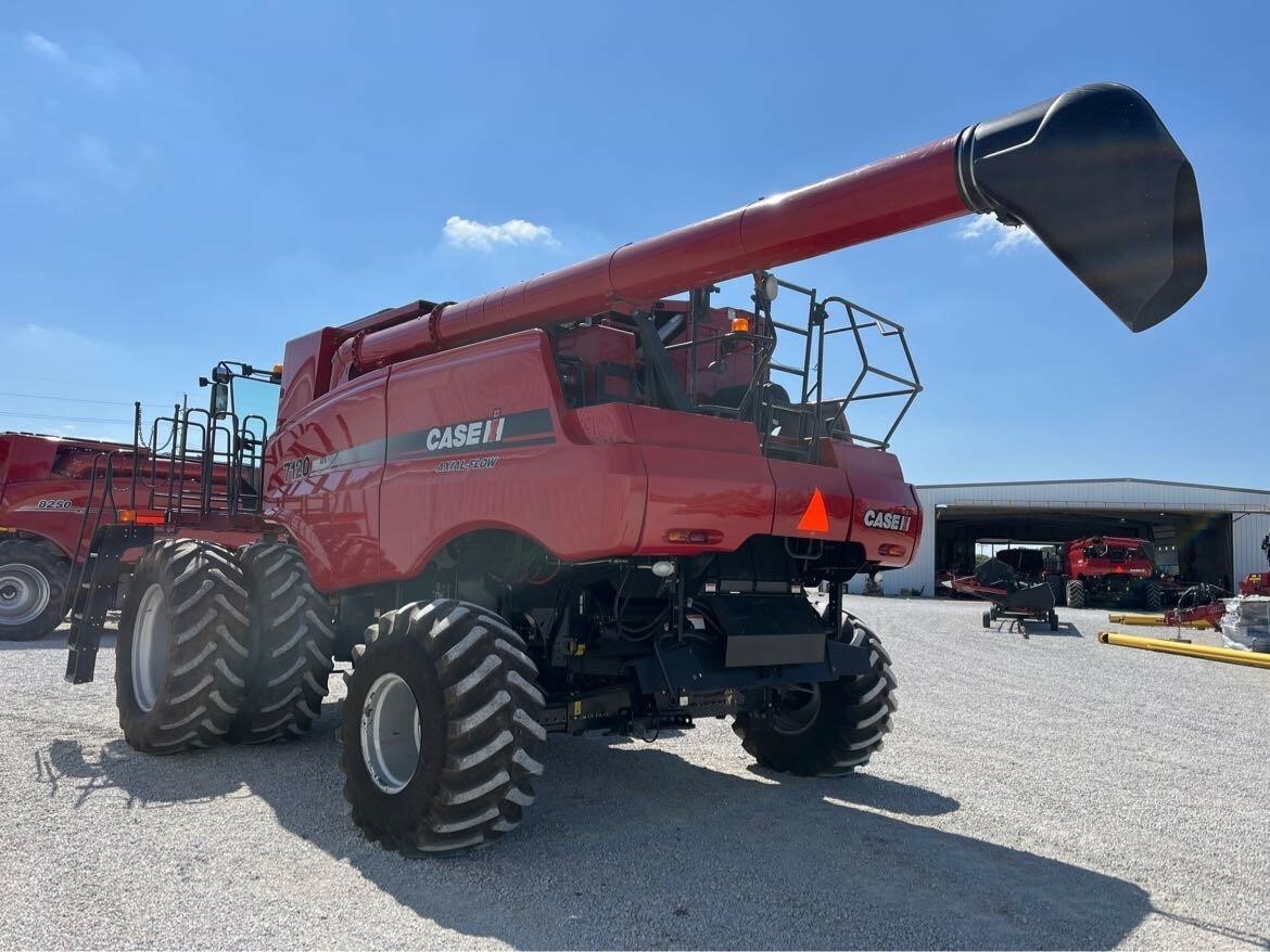 2010 Case IH 7120 Combine 95,000 Machinery Pete