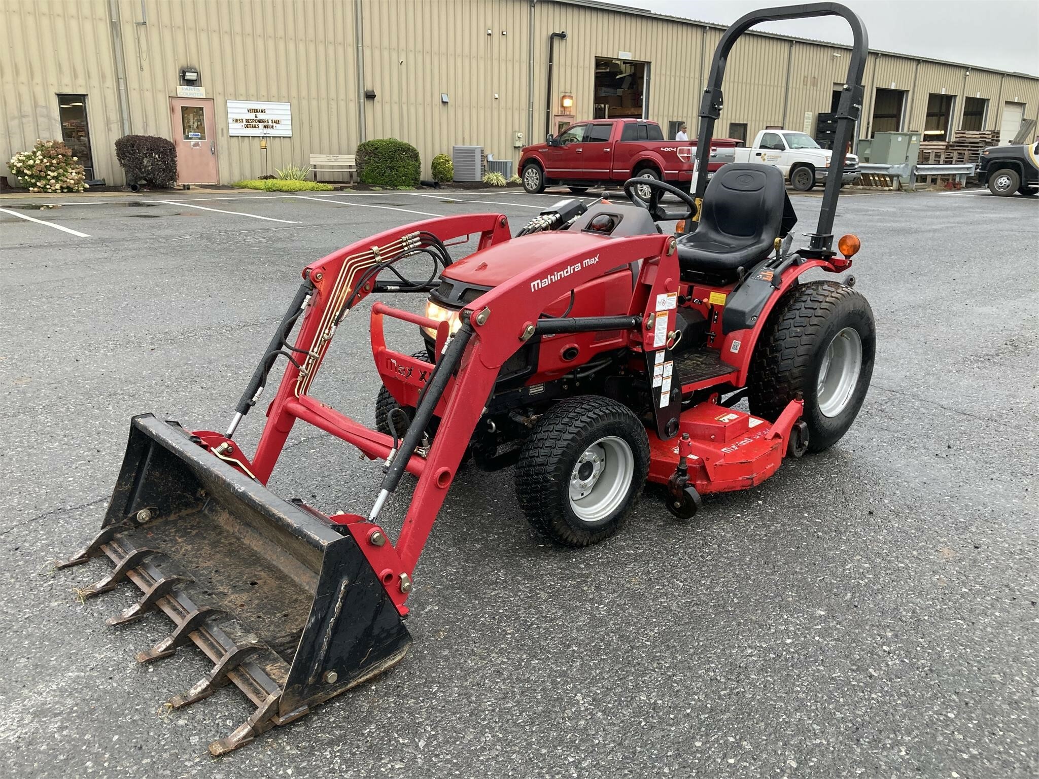 Wengers Of Myerstown Farm Machinery - cet0pq0