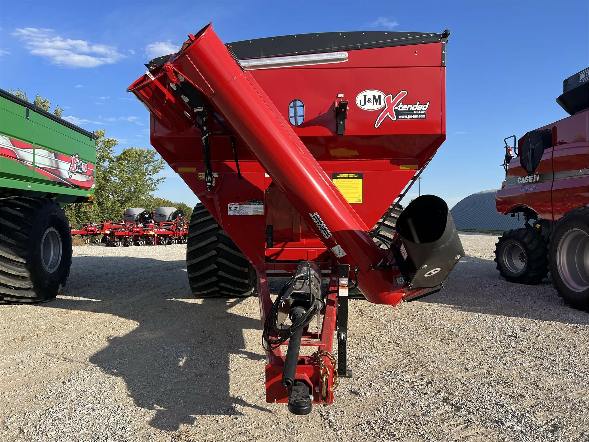 2024 J&M 1312-20S Grain Cart
