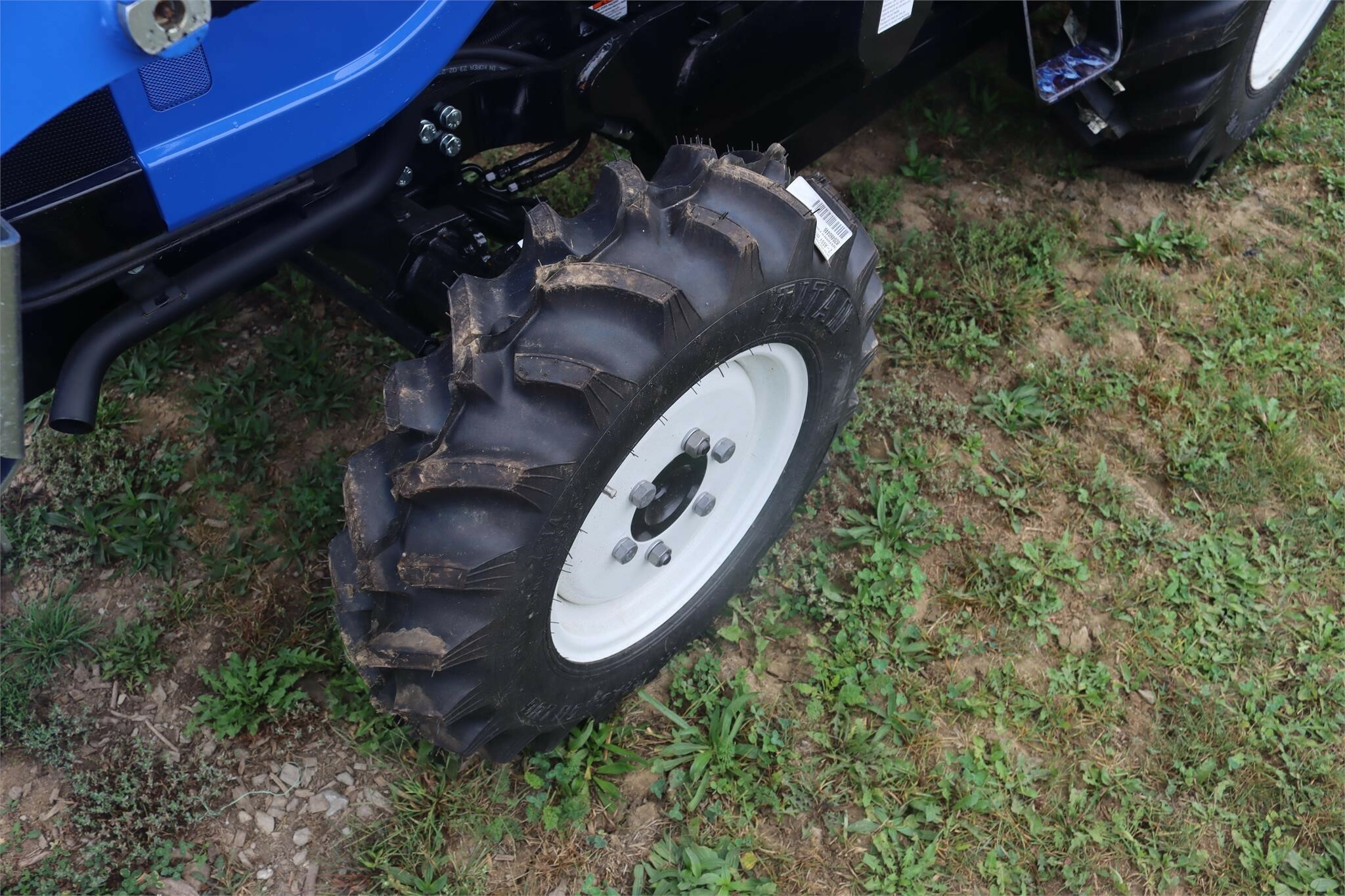  New Holland Workmaster 25 Tractor